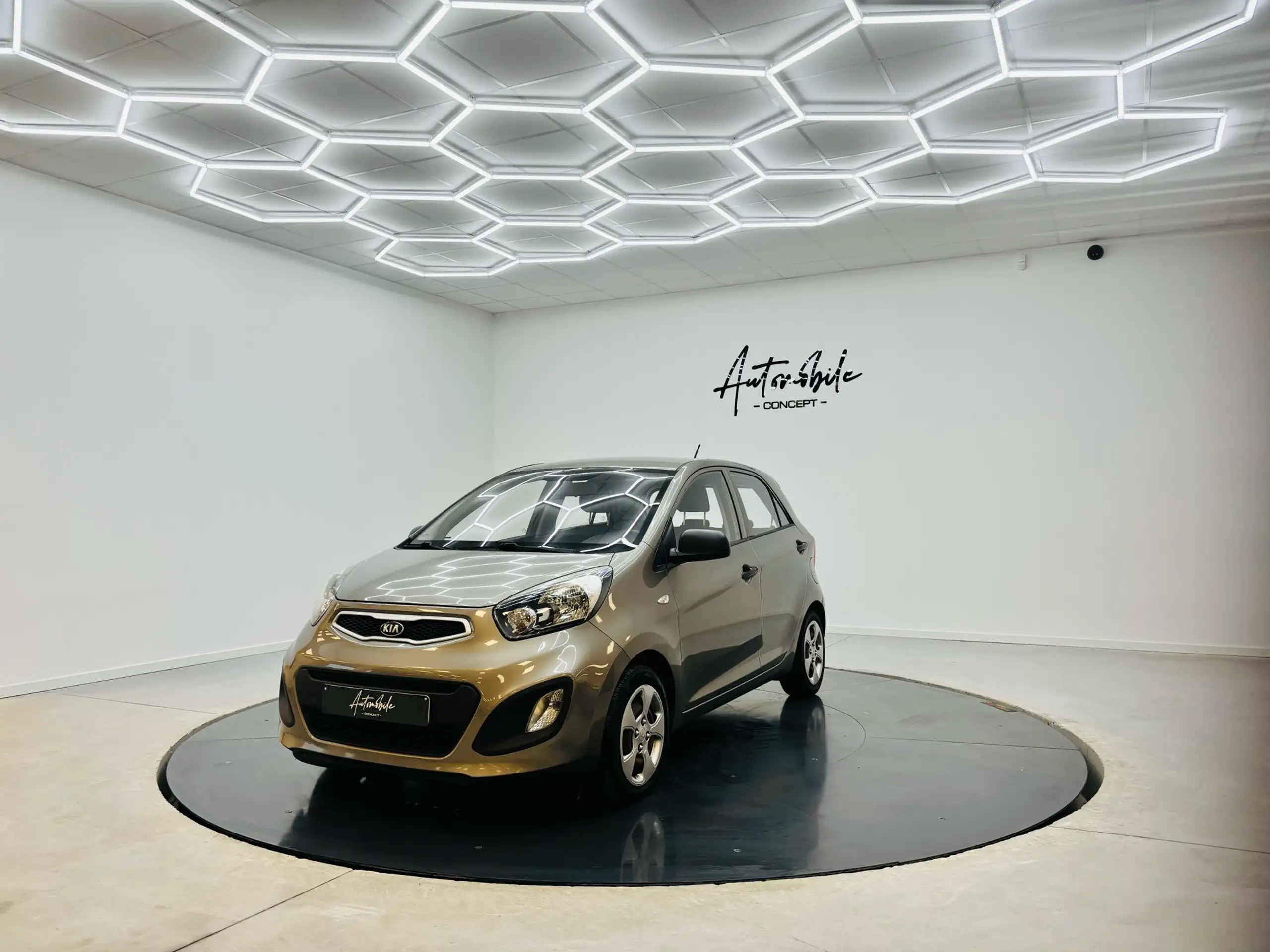 Kia - Picanto