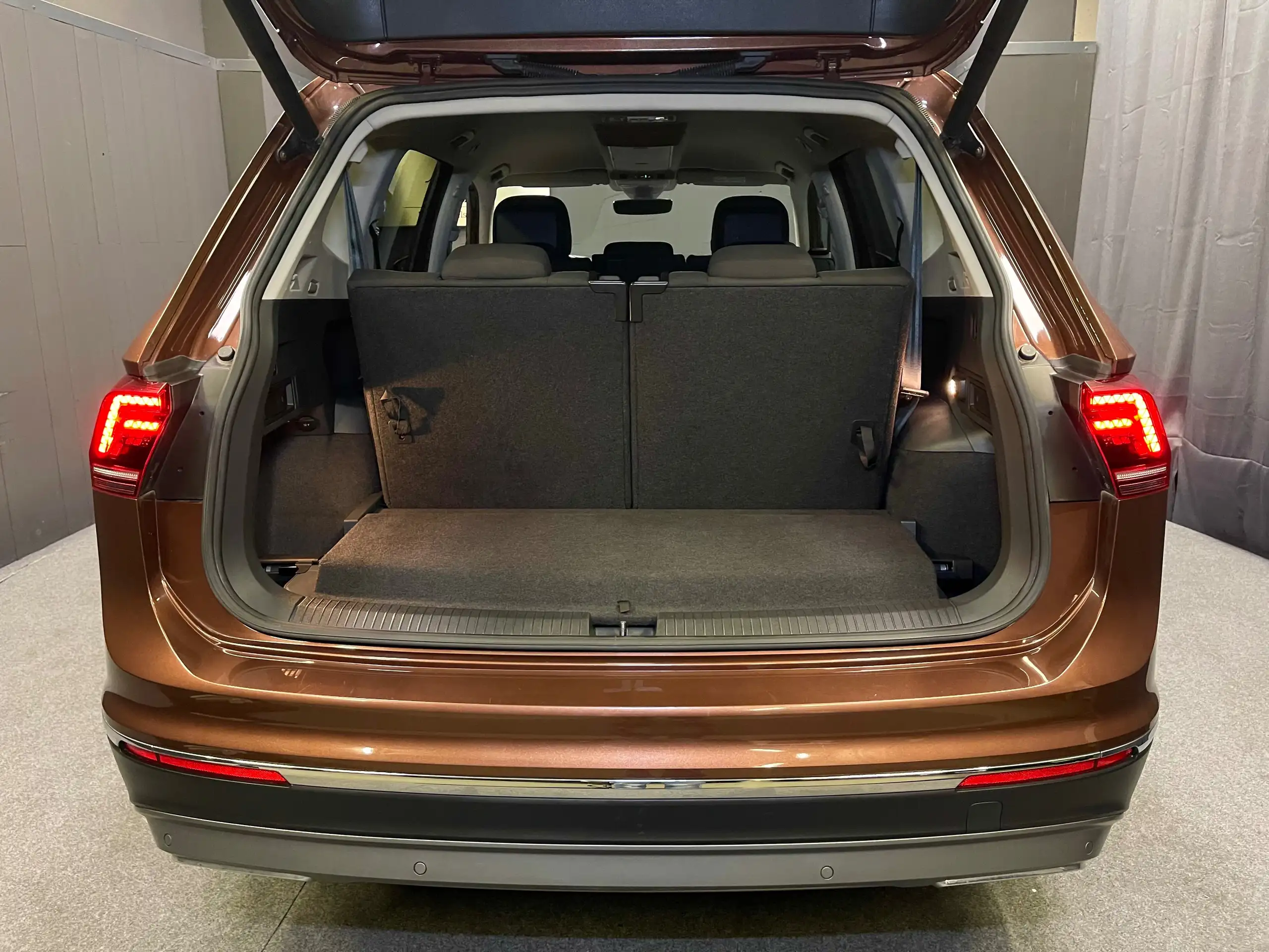 Volkswagen - Tiguan Allspace