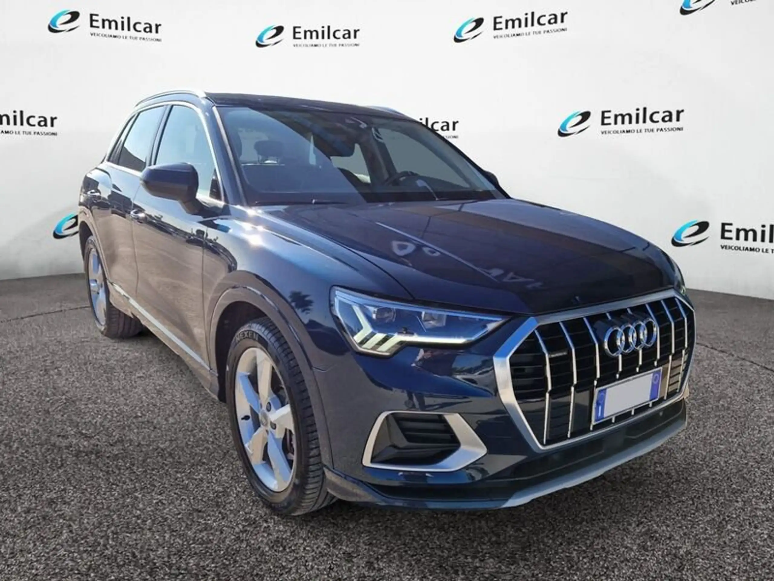 Audi - Q3