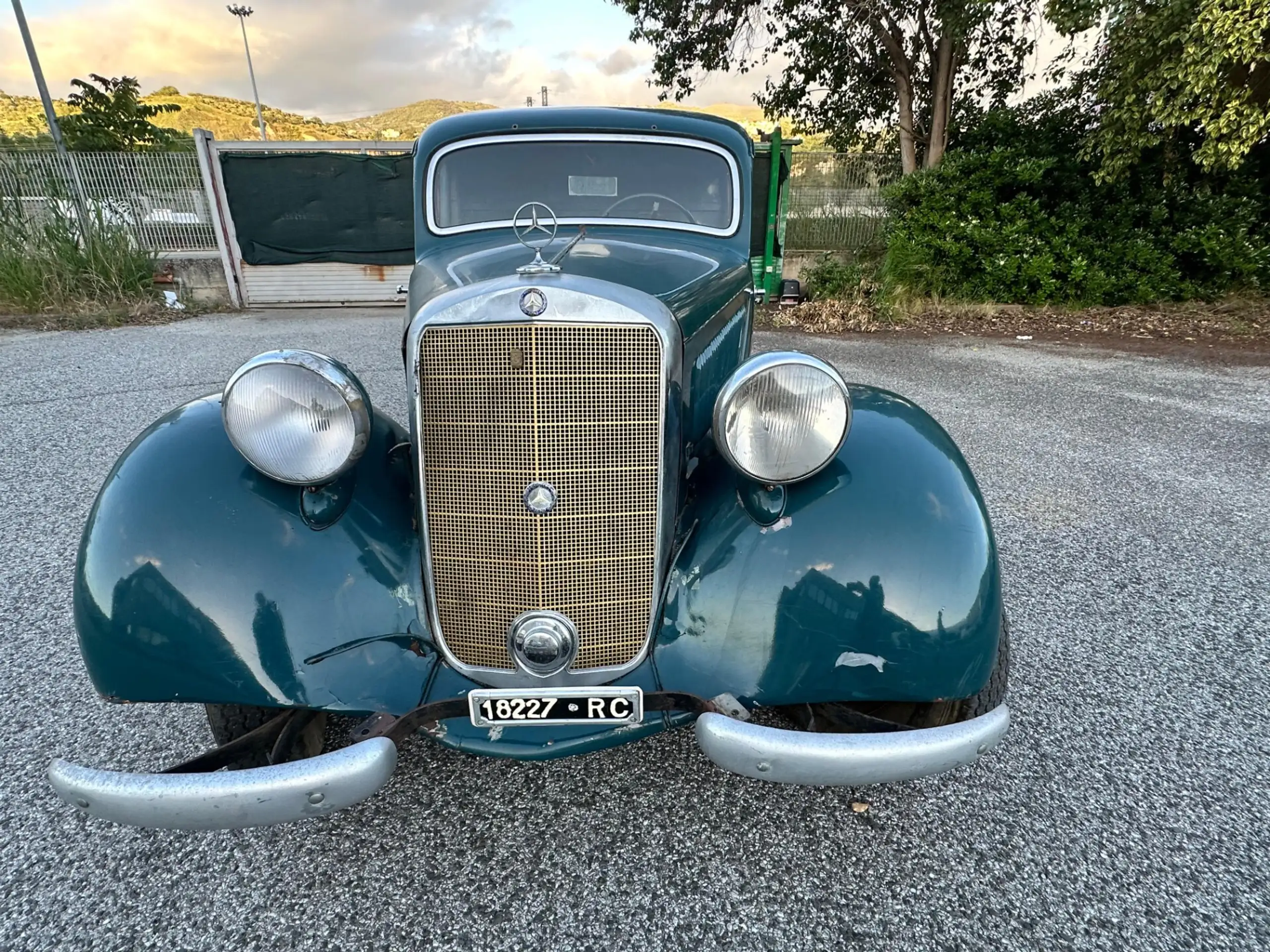 Mercedes-Benz - 170