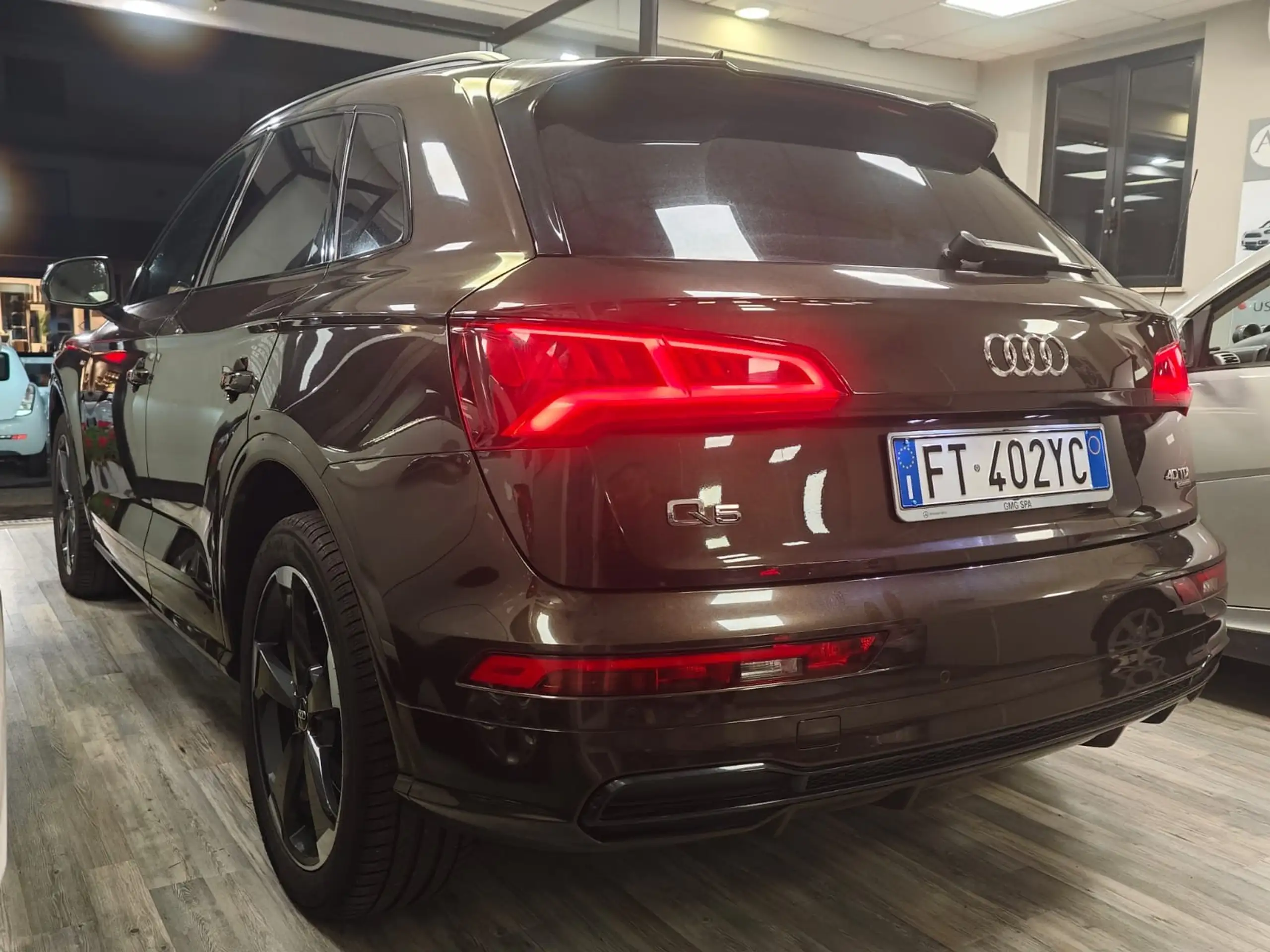 Audi - Q5