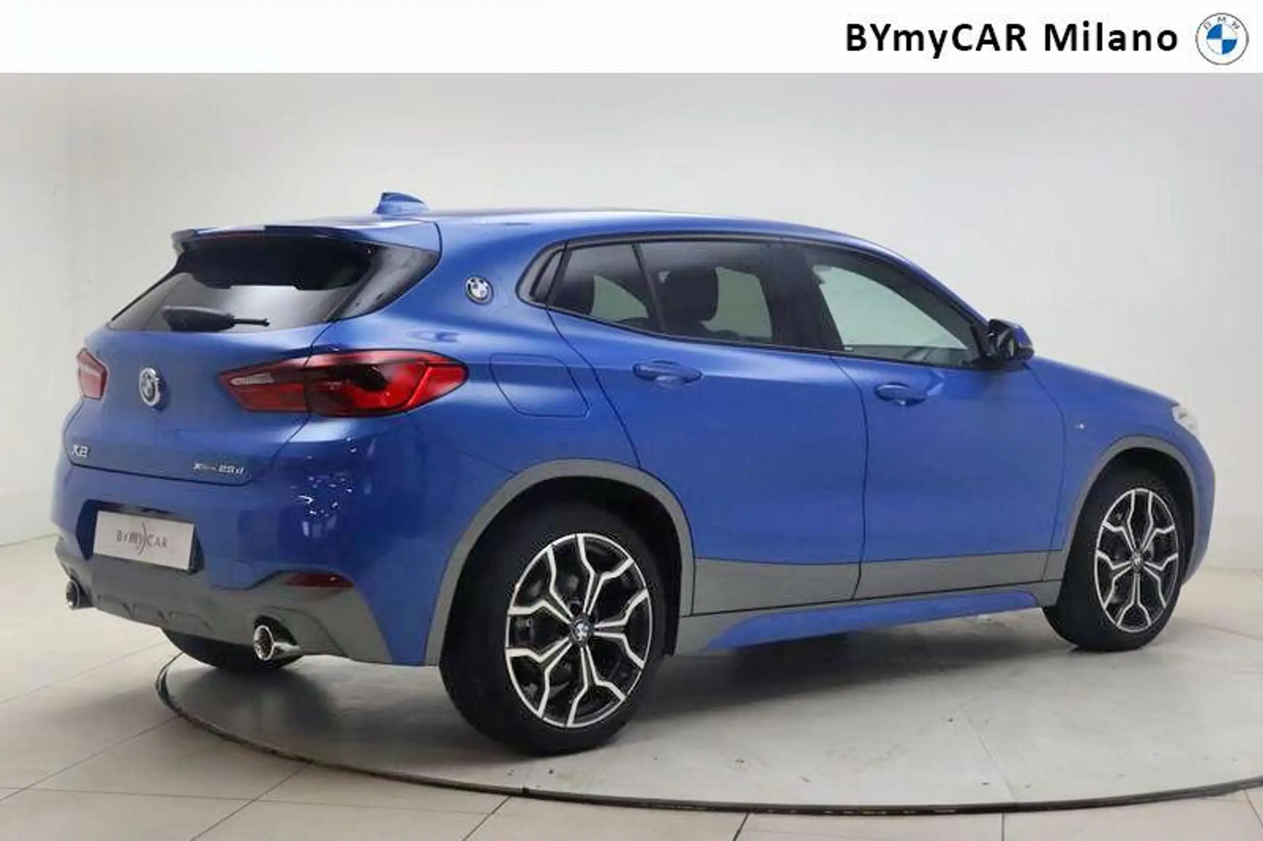 BMW - X2