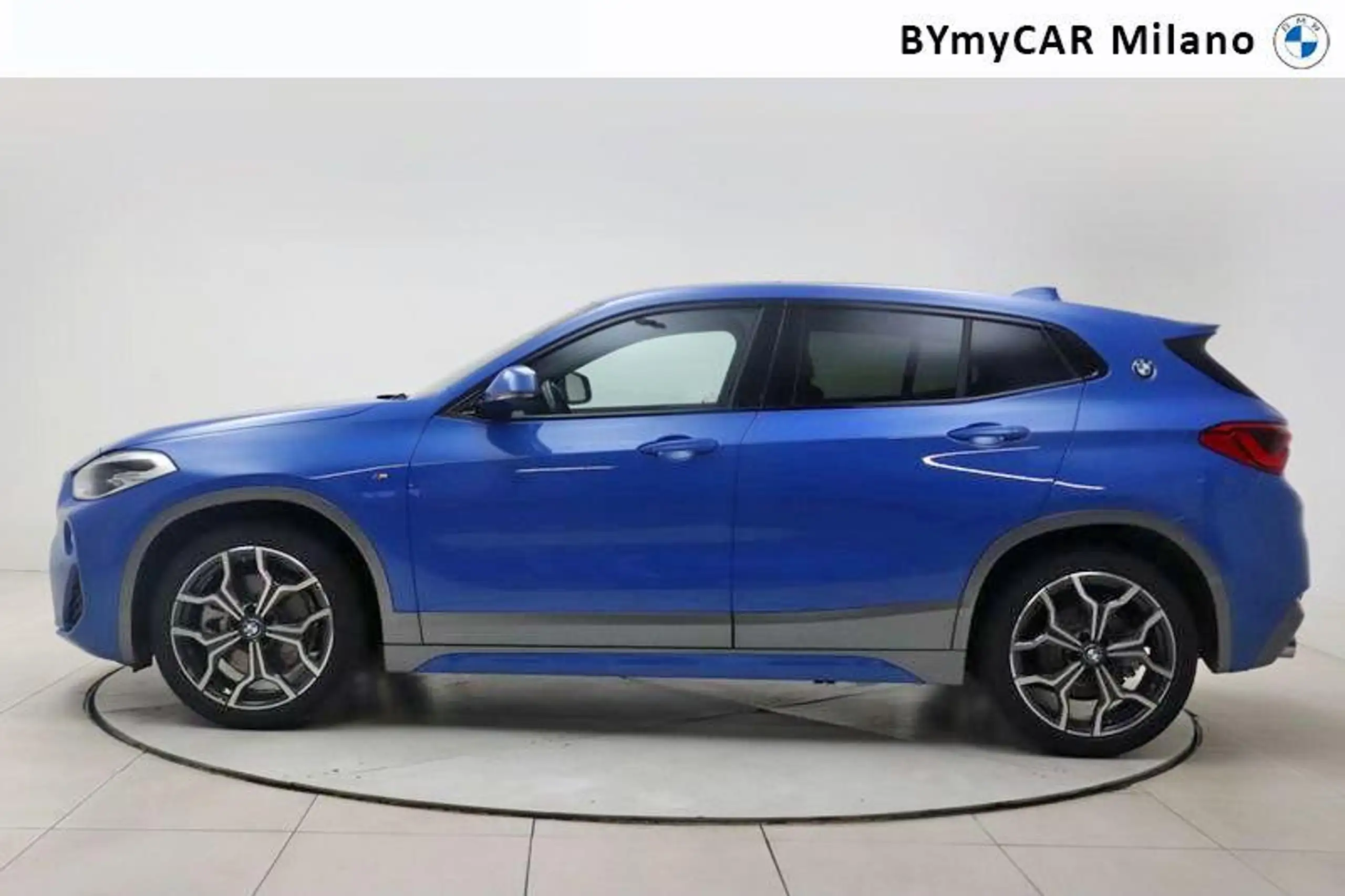 BMW - X2