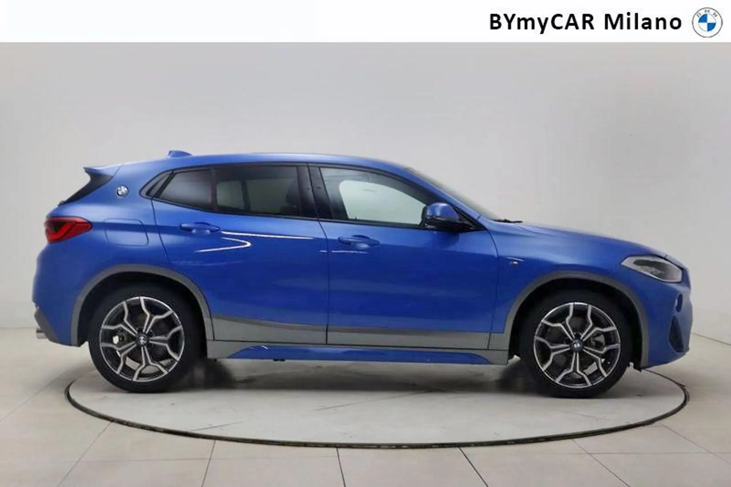 BMW - X2