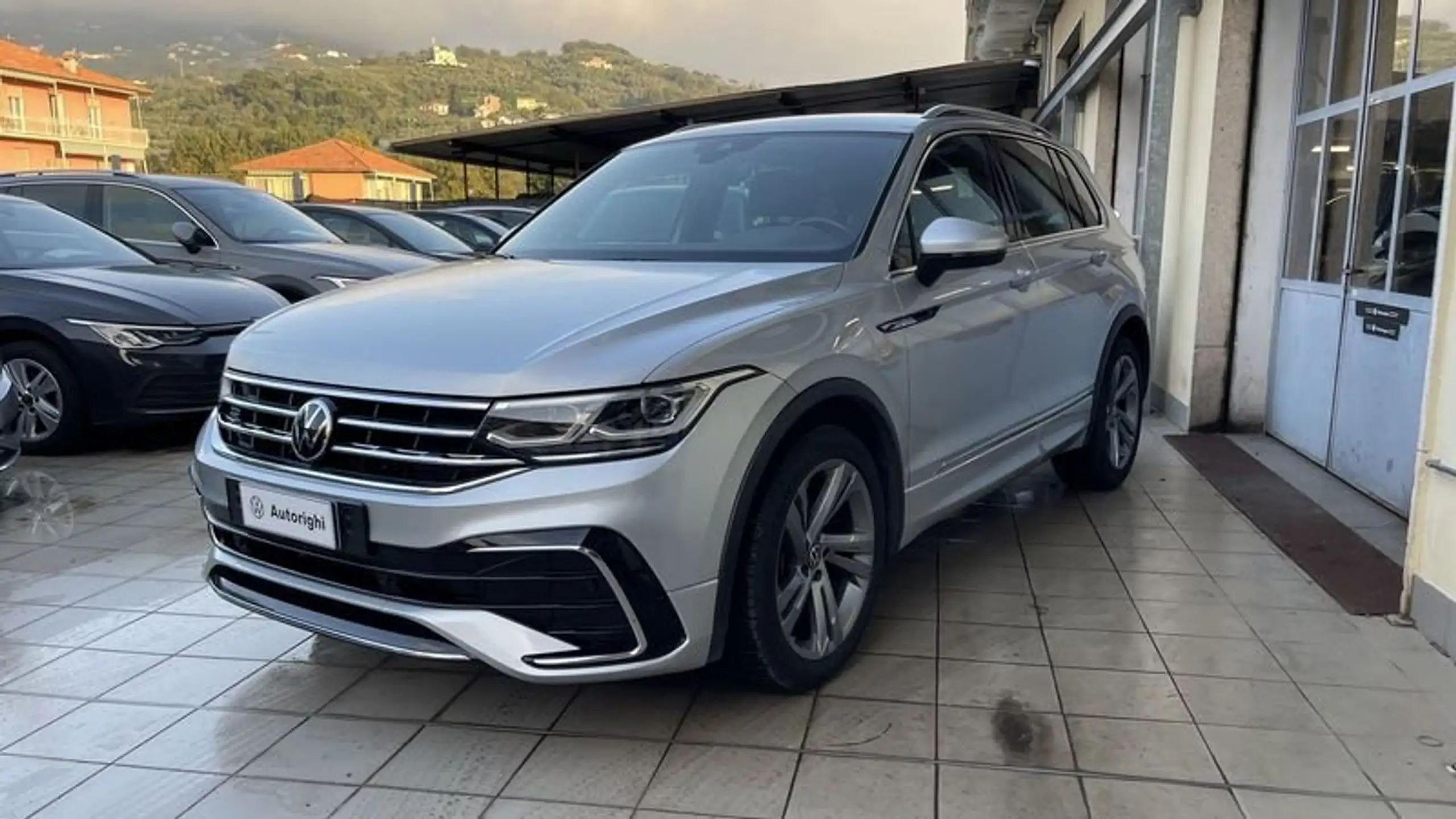 Volkswagen - Tiguan