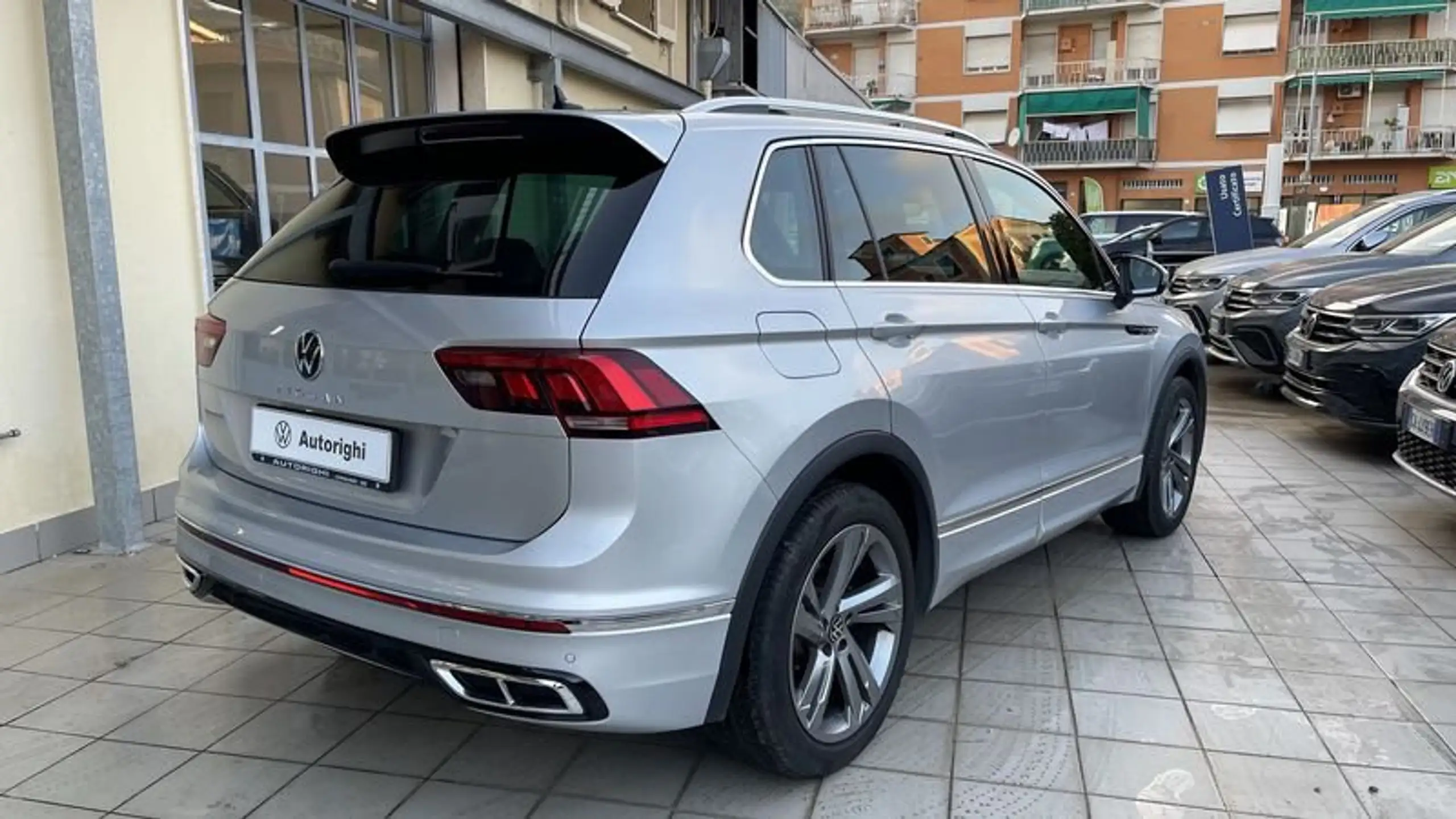 Volkswagen - Tiguan