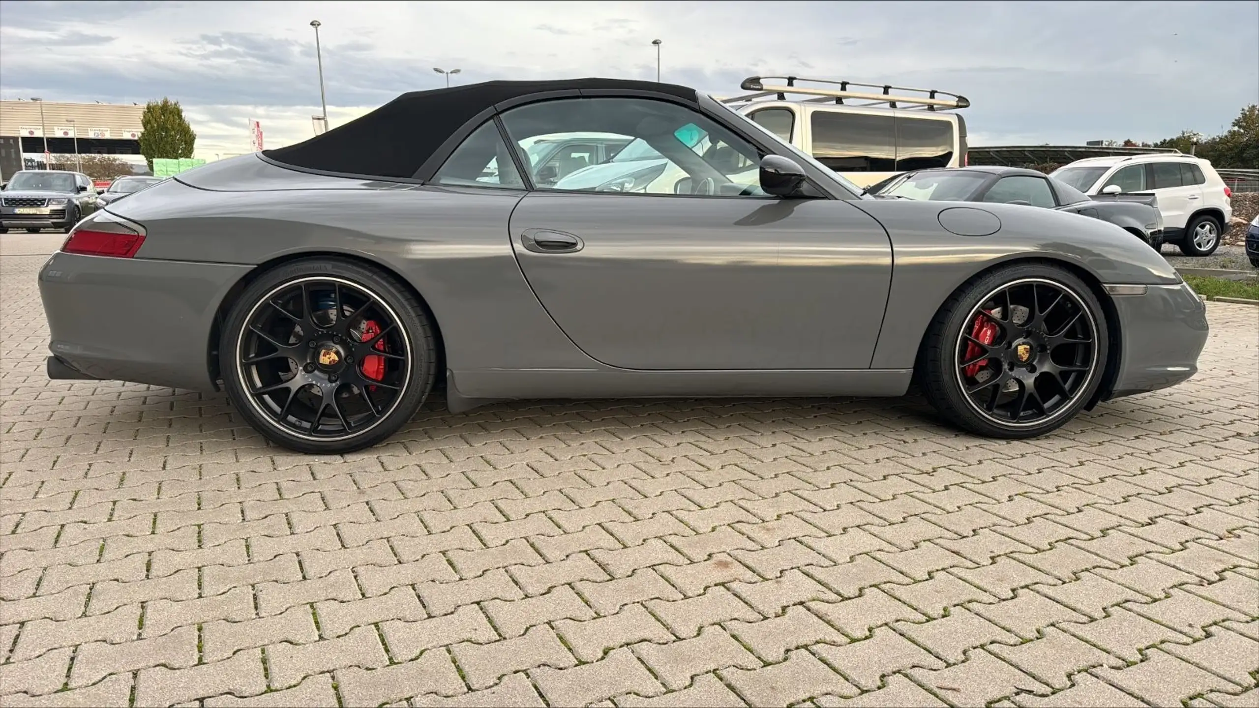 Porsche - 911