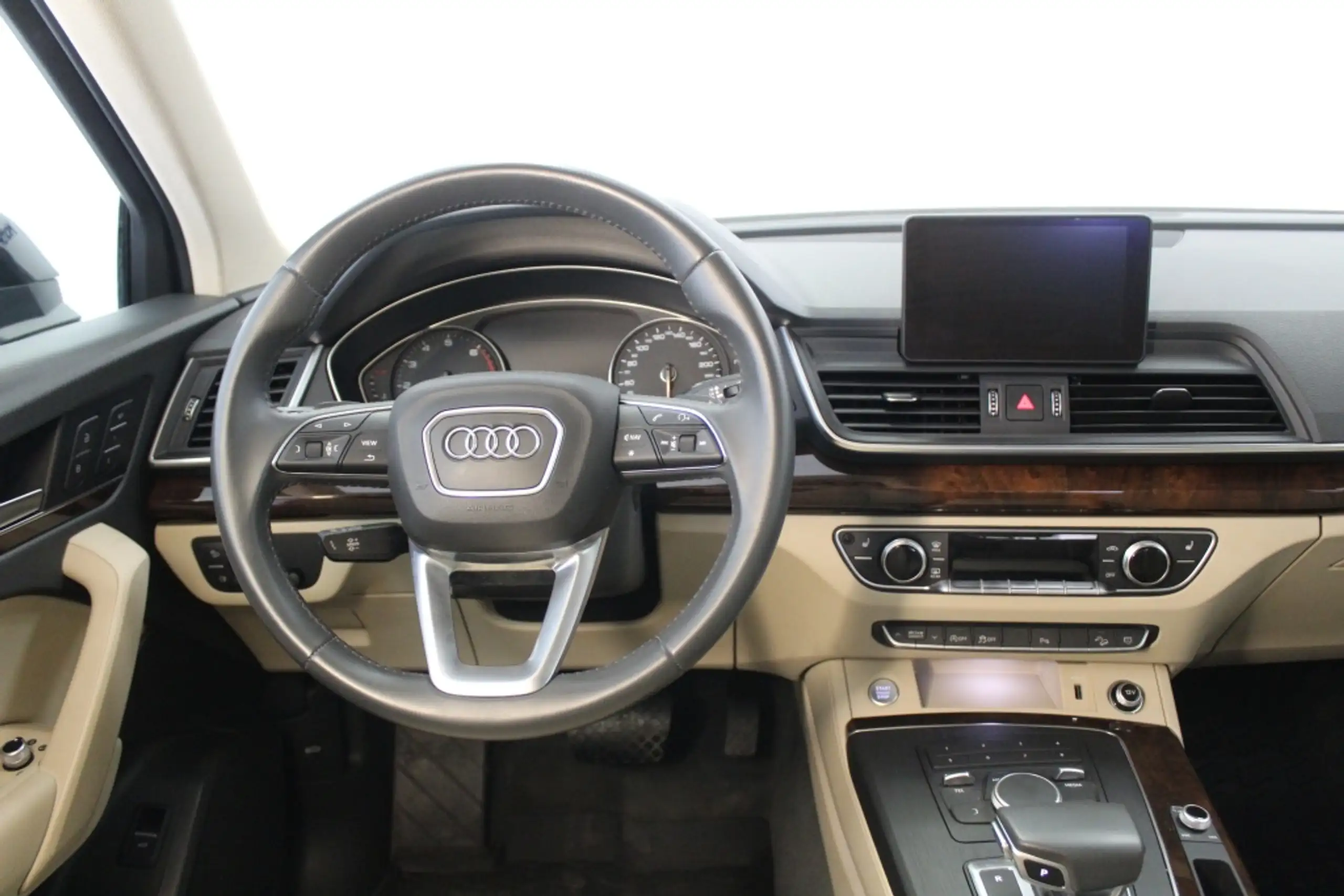 Audi - Q5