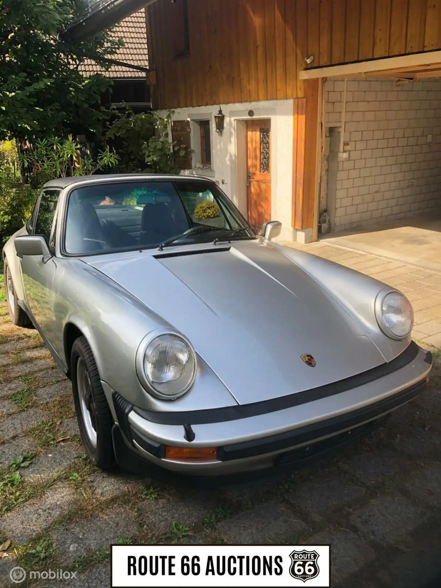 Porsche - 911