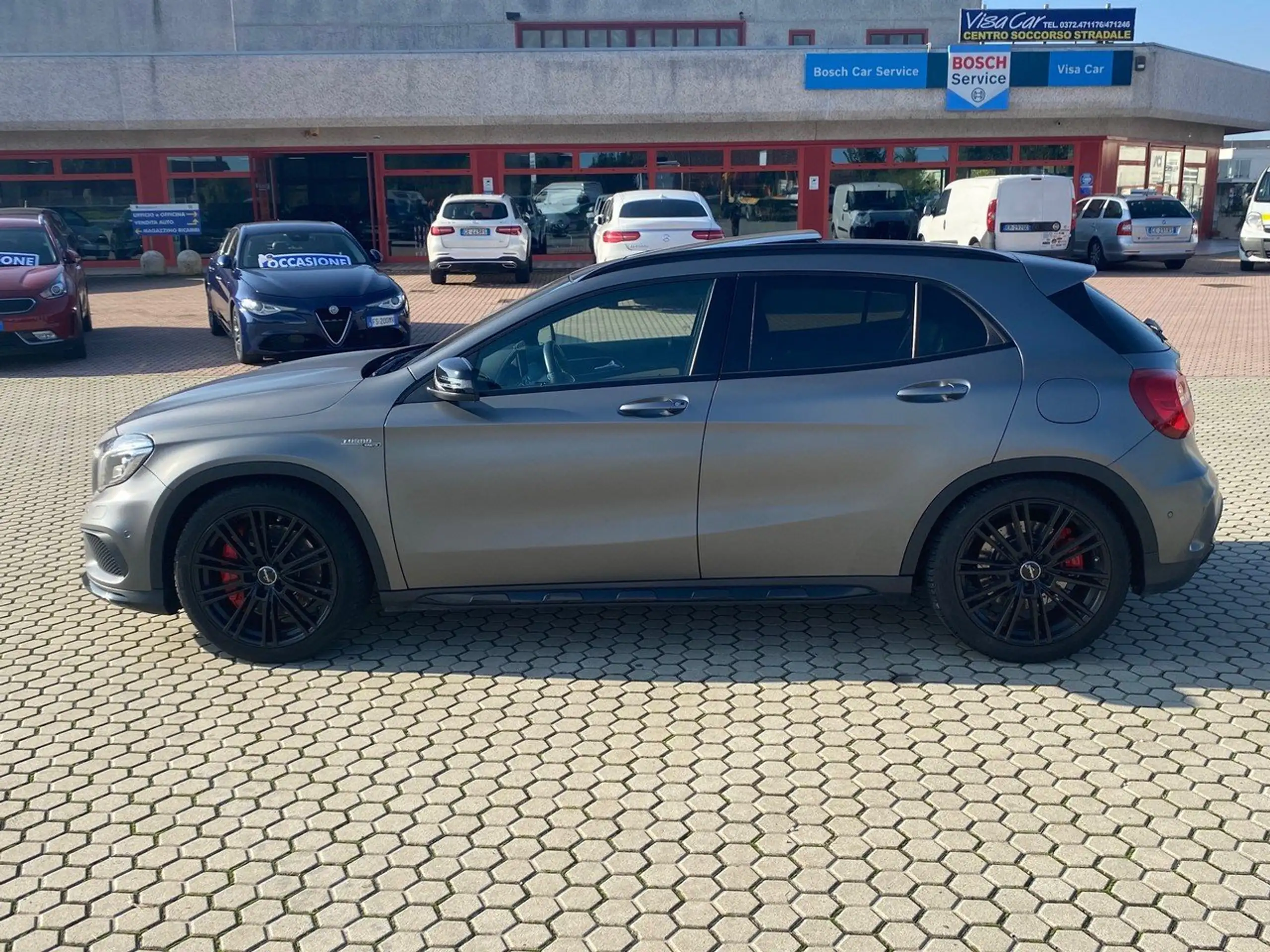 Mercedes-Benz - GLA 45 AMG