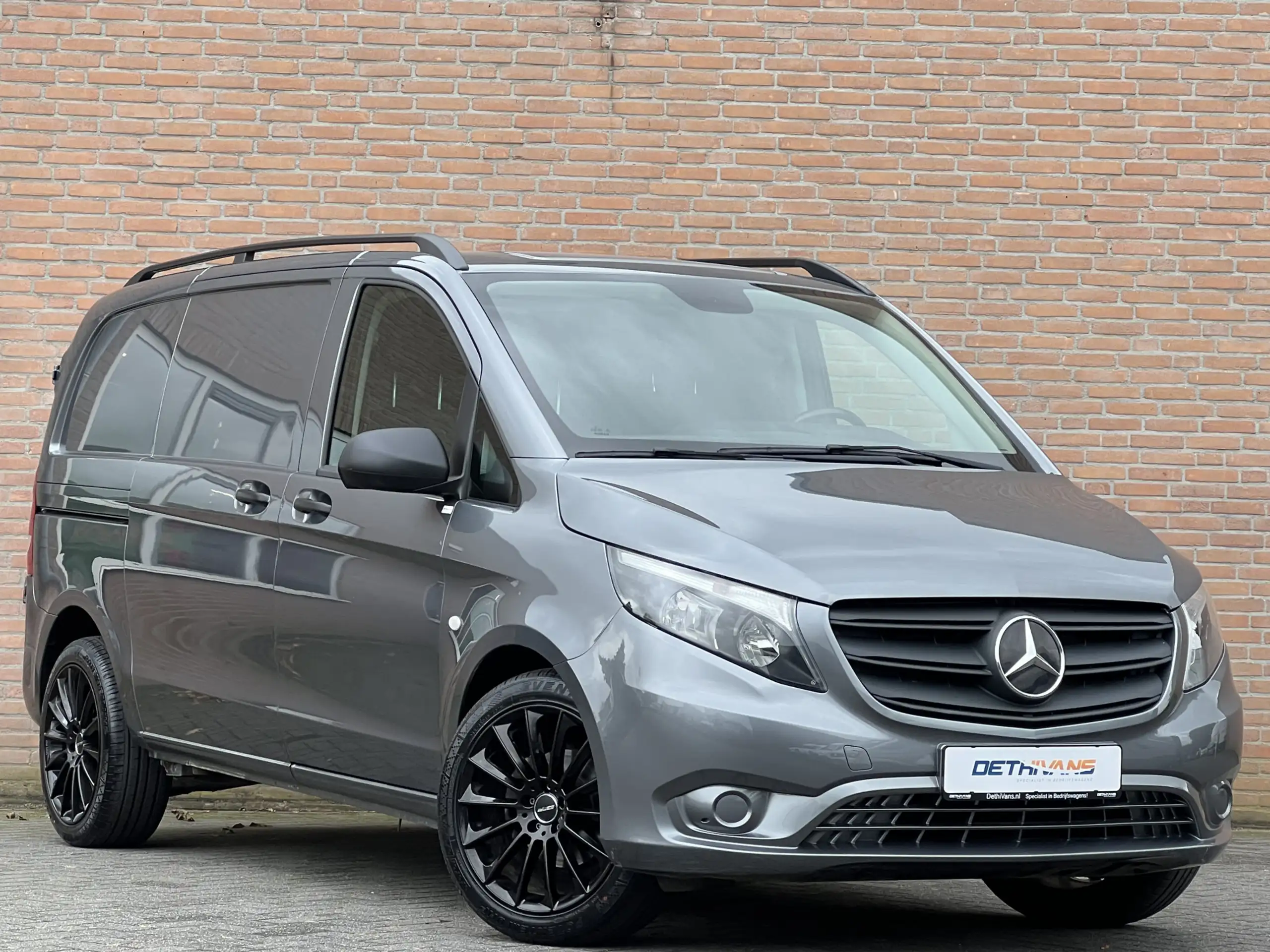 Mercedes-Benz - Vito