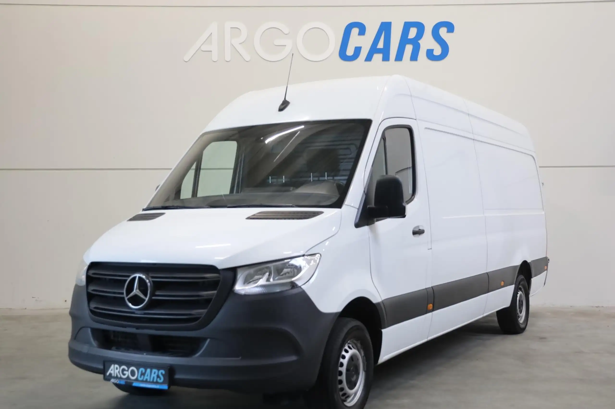 Mercedes-Benz - Sprinter