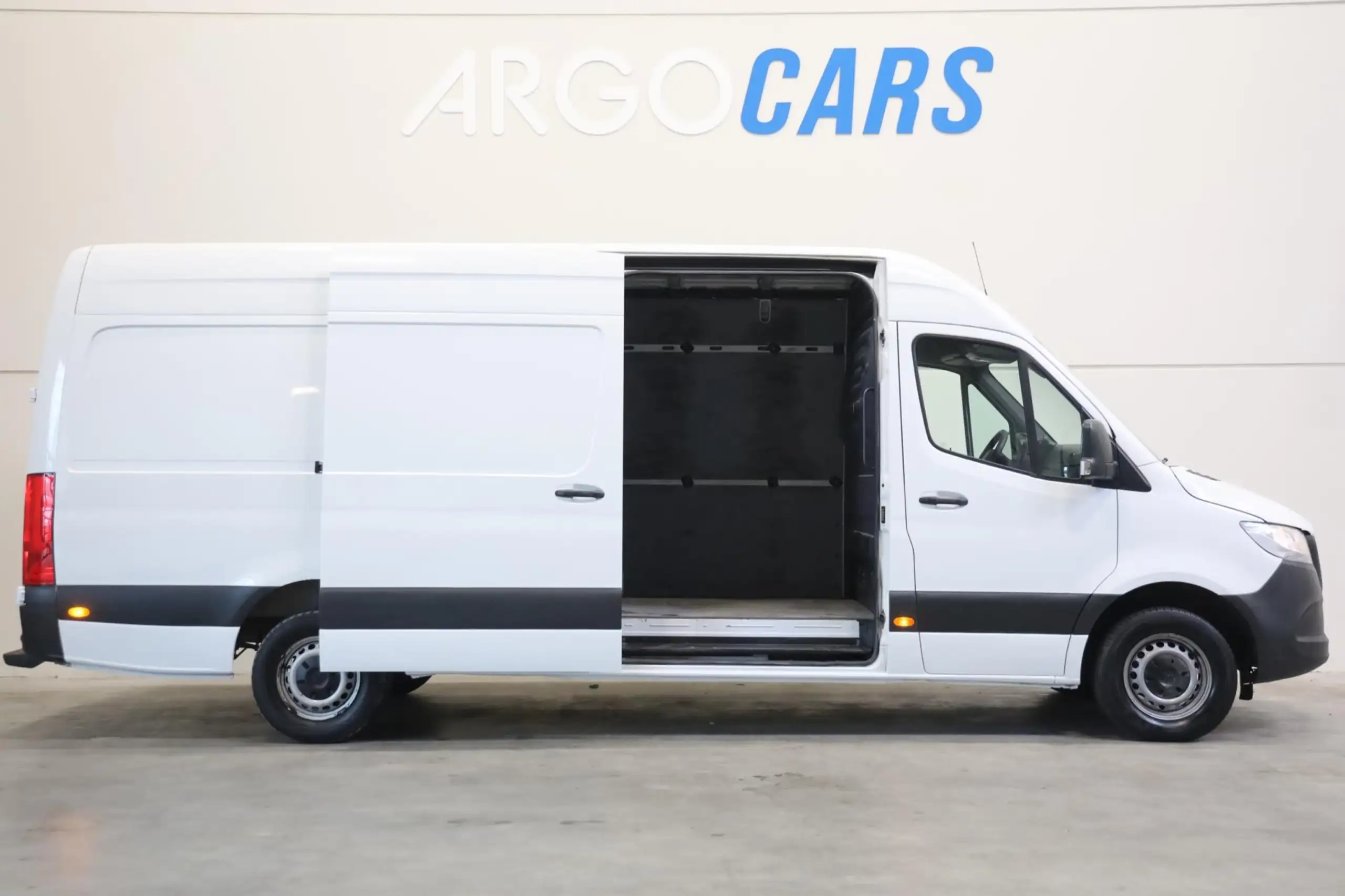 Mercedes-Benz - Sprinter