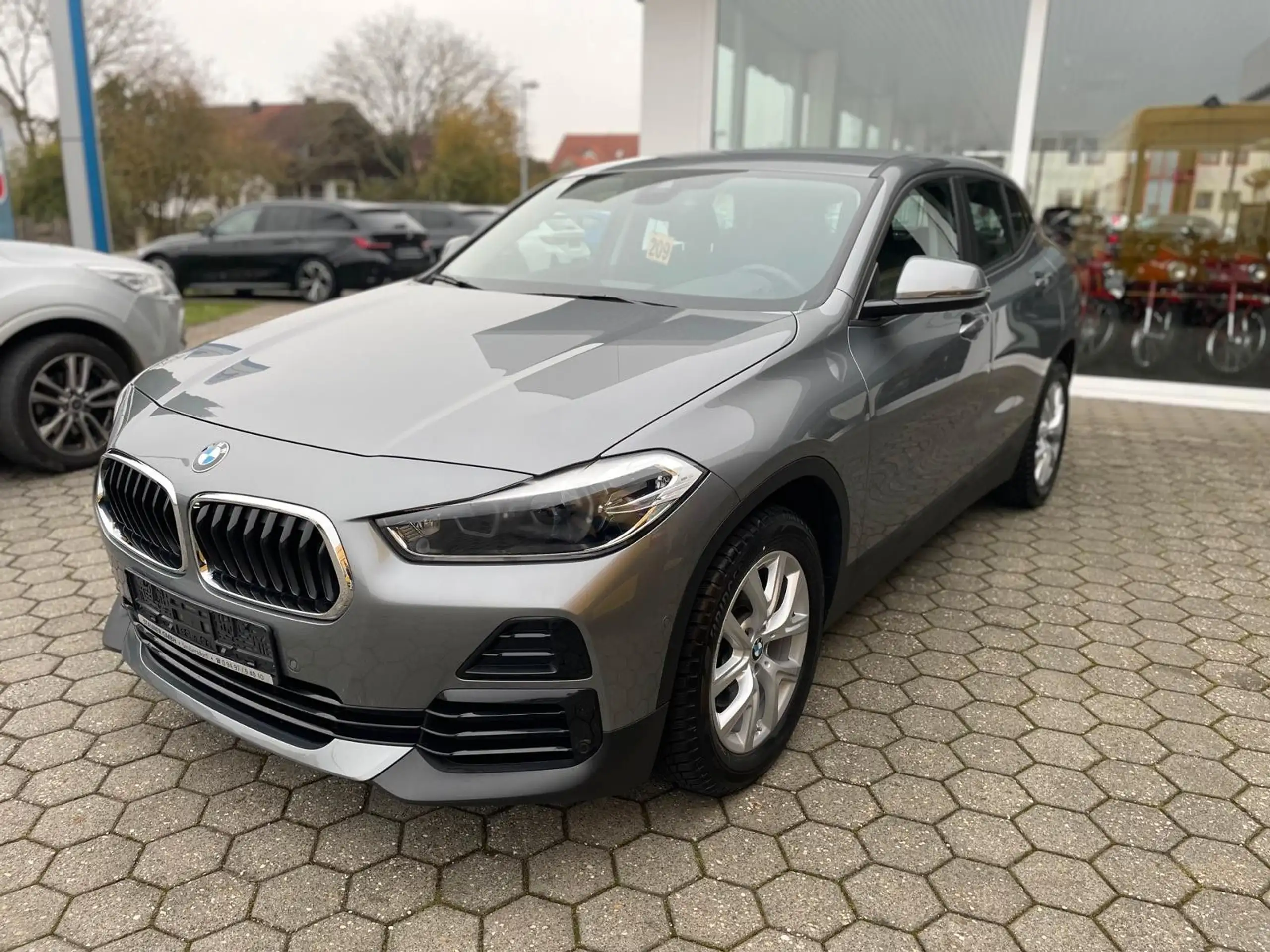 BMW - X2