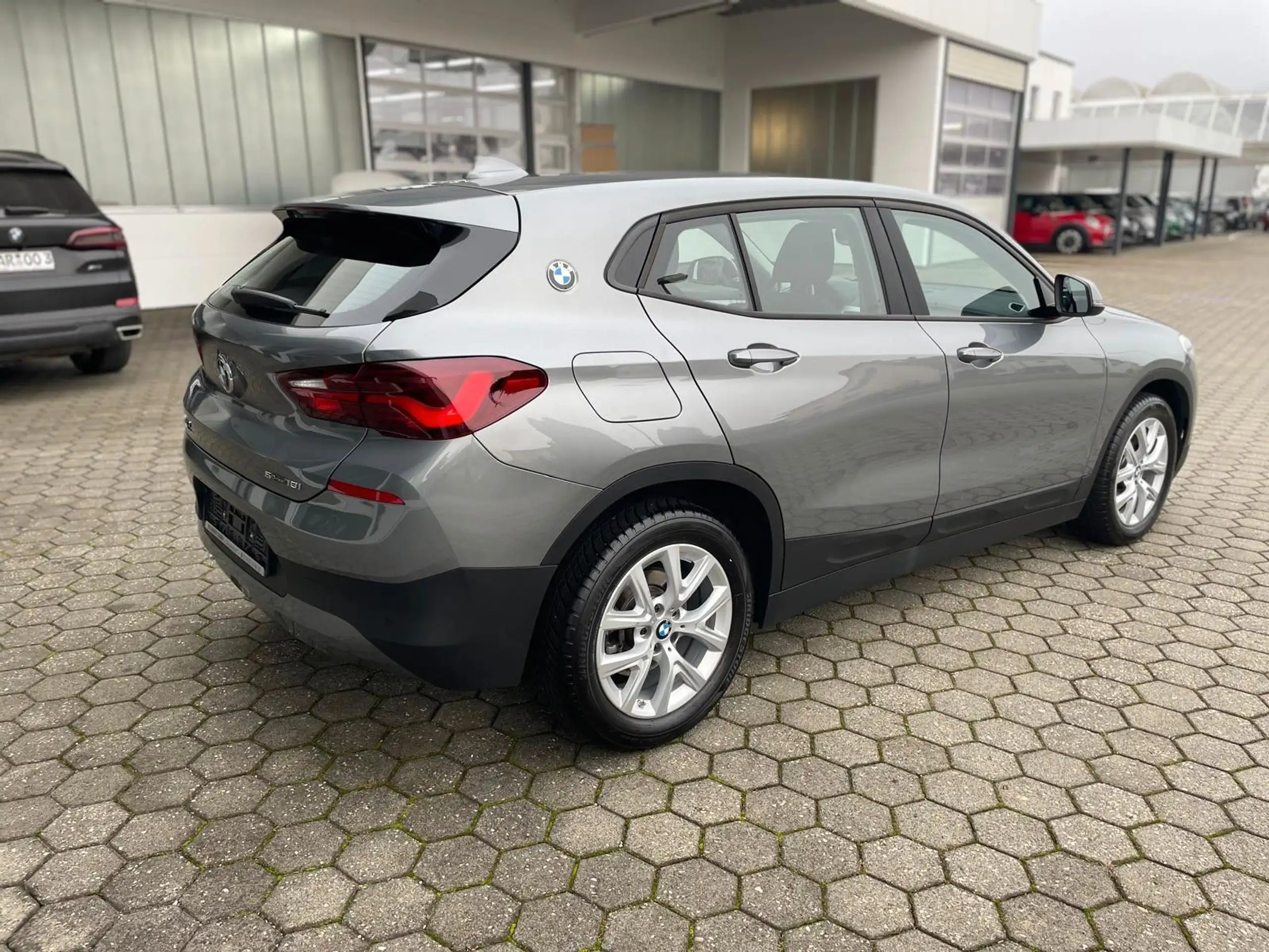 BMW - X2