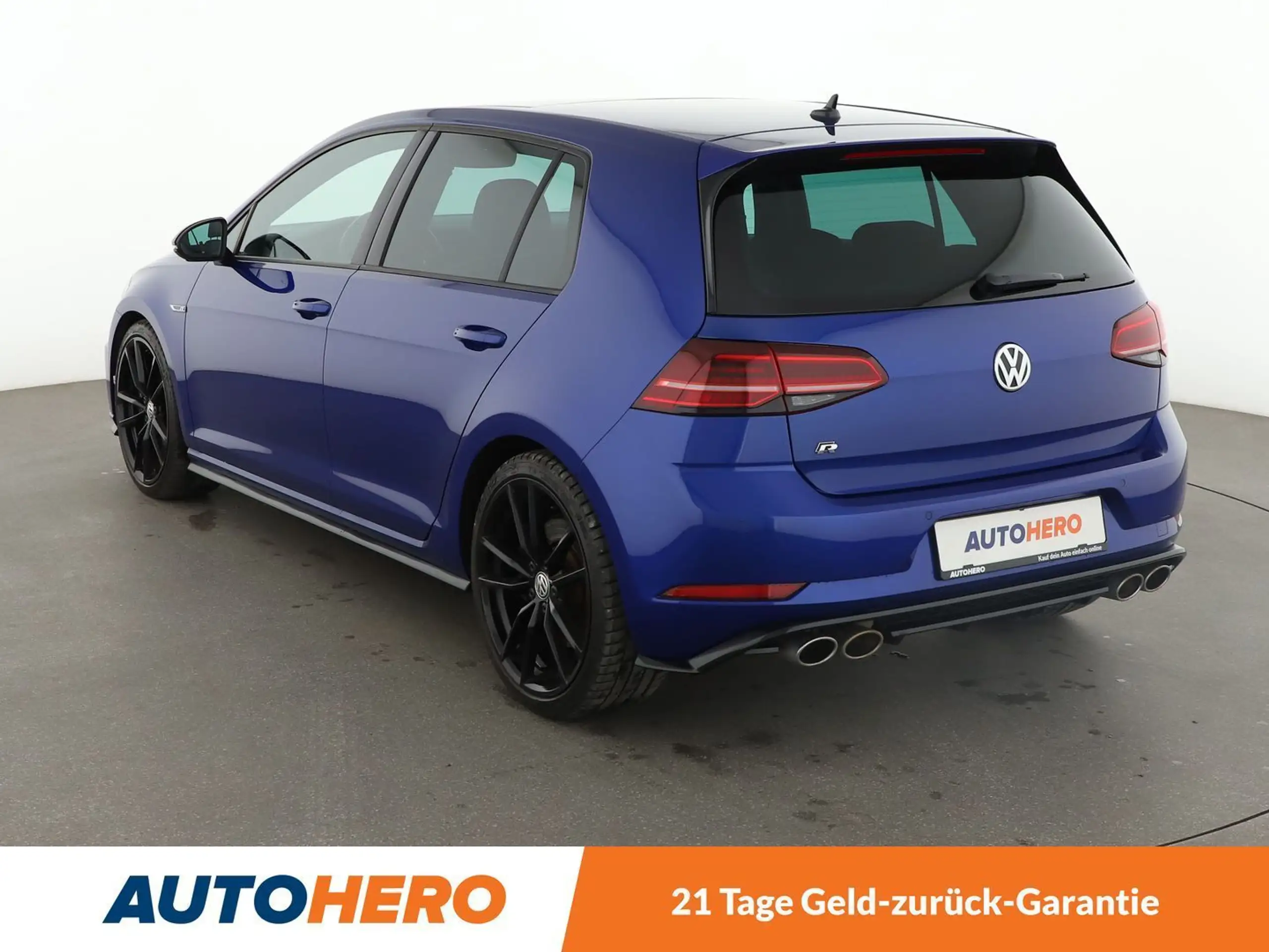 Volkswagen - Golf GTI