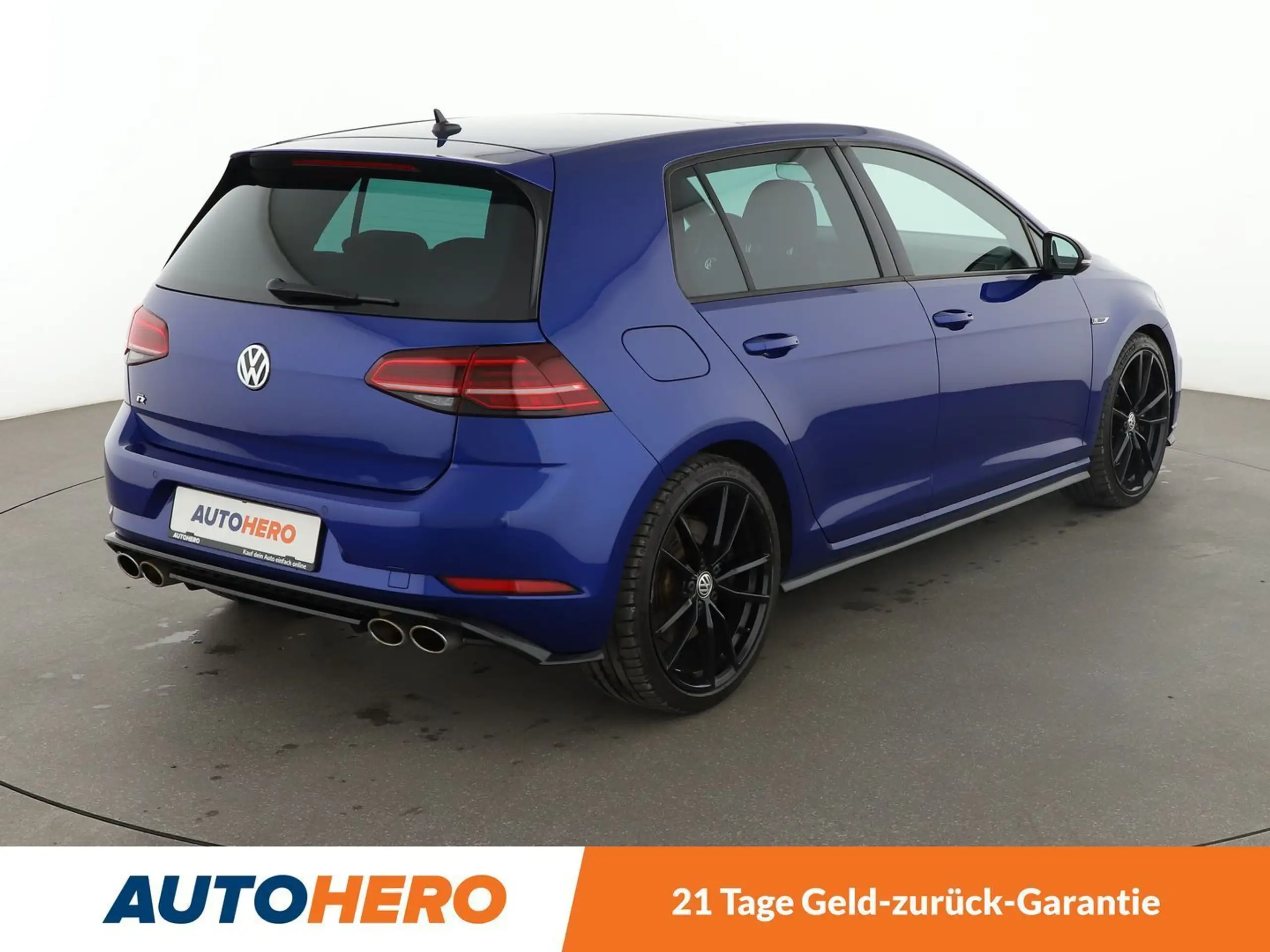 Volkswagen - Golf GTI