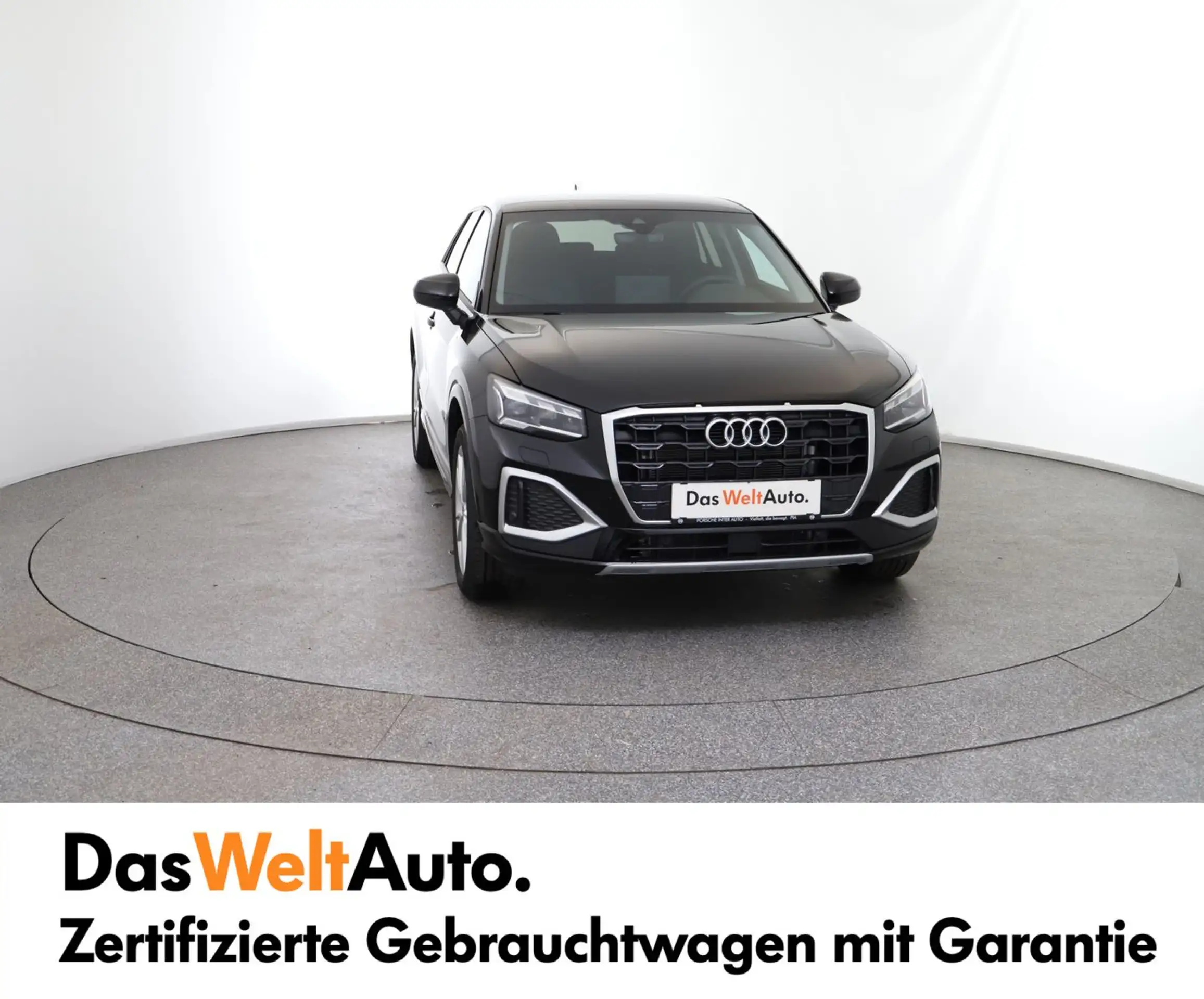 Audi - Q2