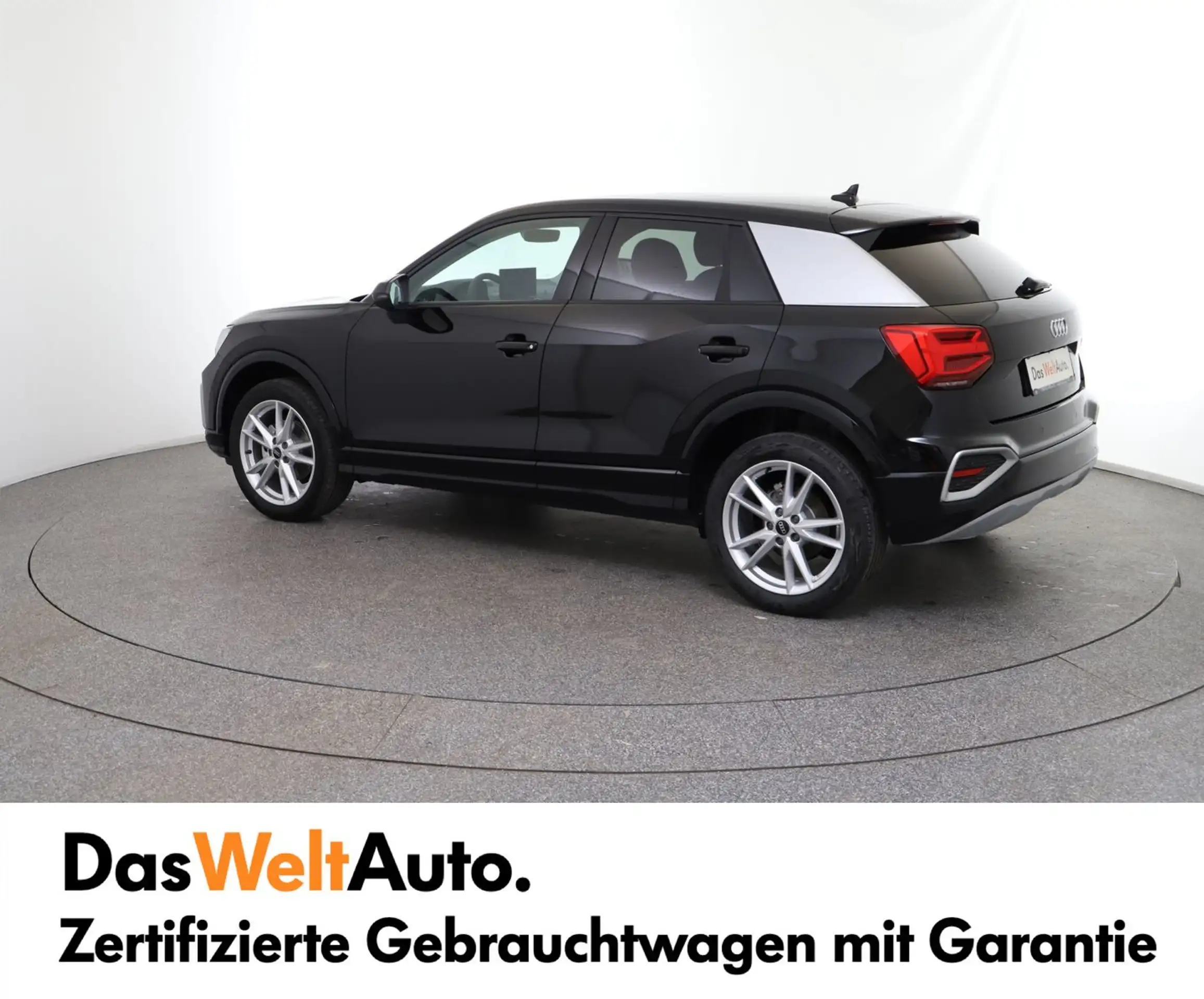 Audi - Q2