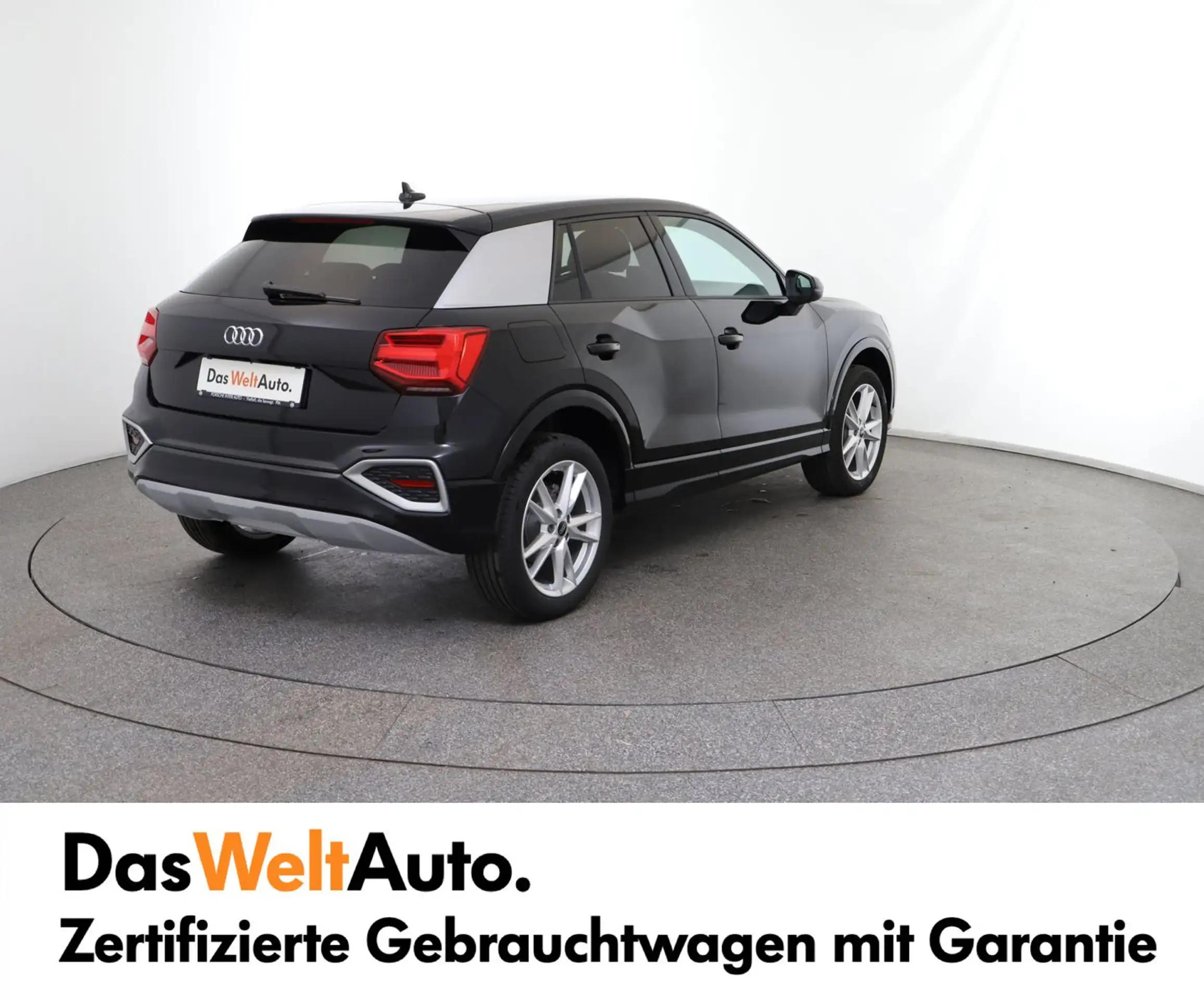 Audi - Q2