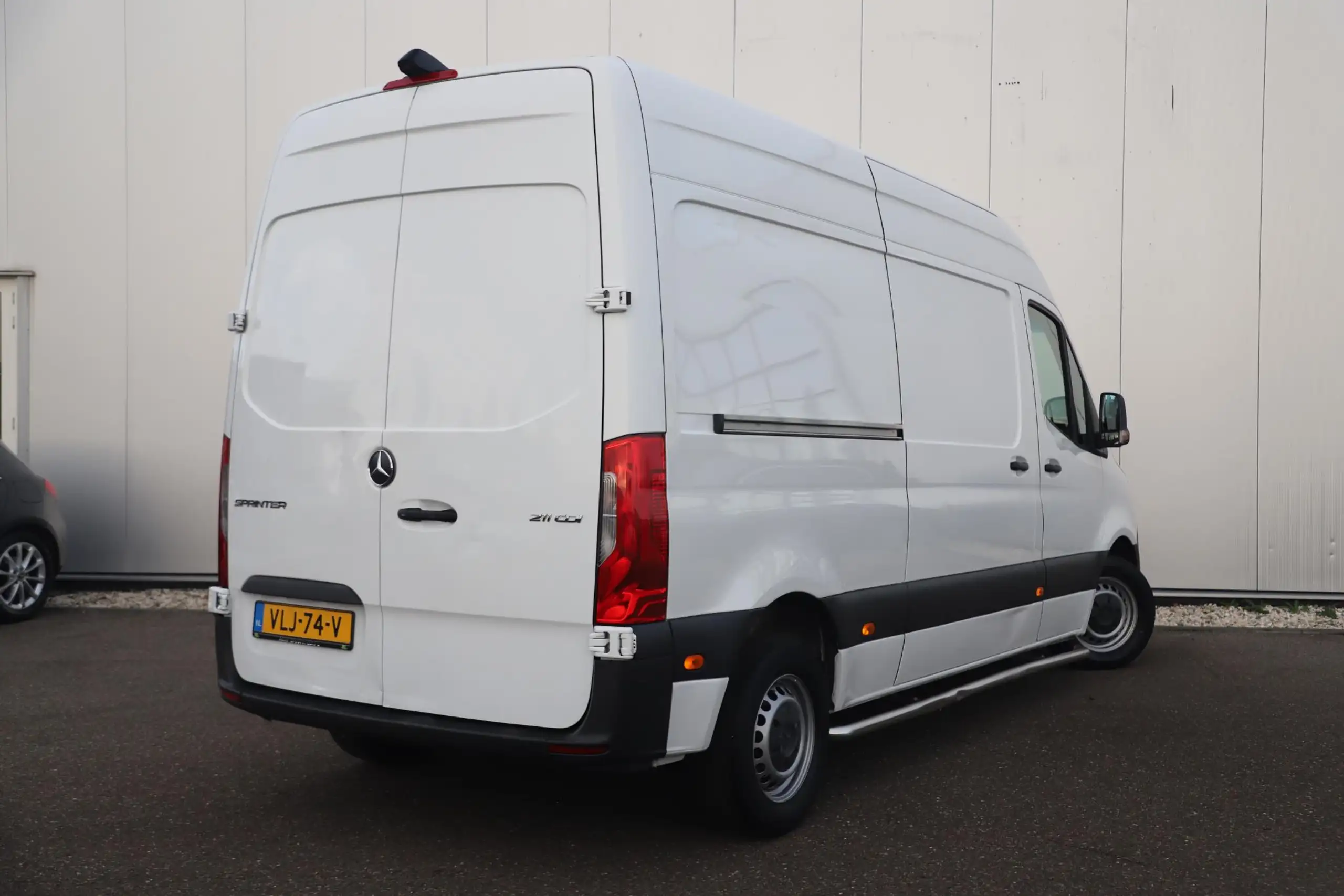 Mercedes-Benz - Sprinter