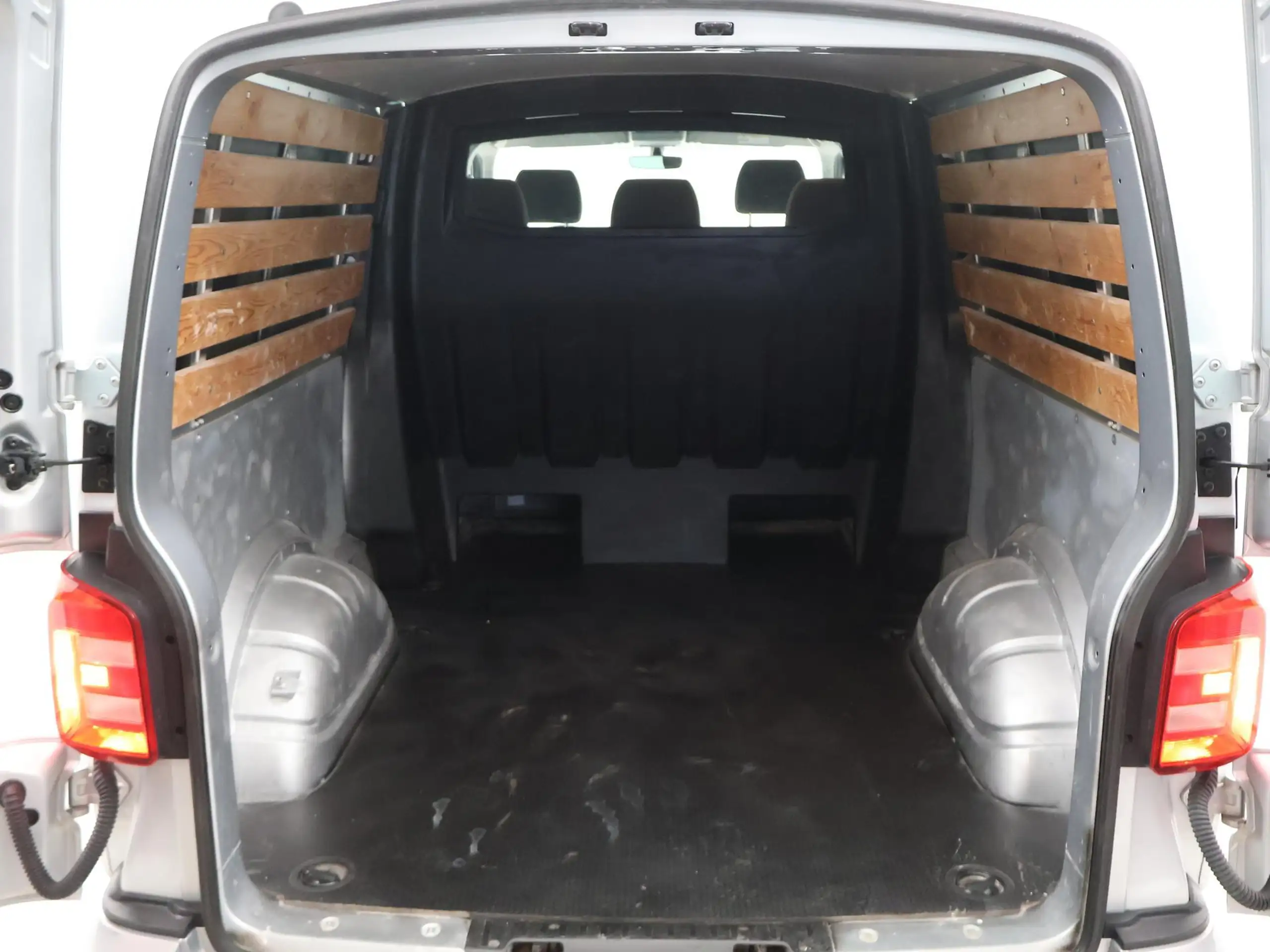 Volkswagen - T6 Transporter