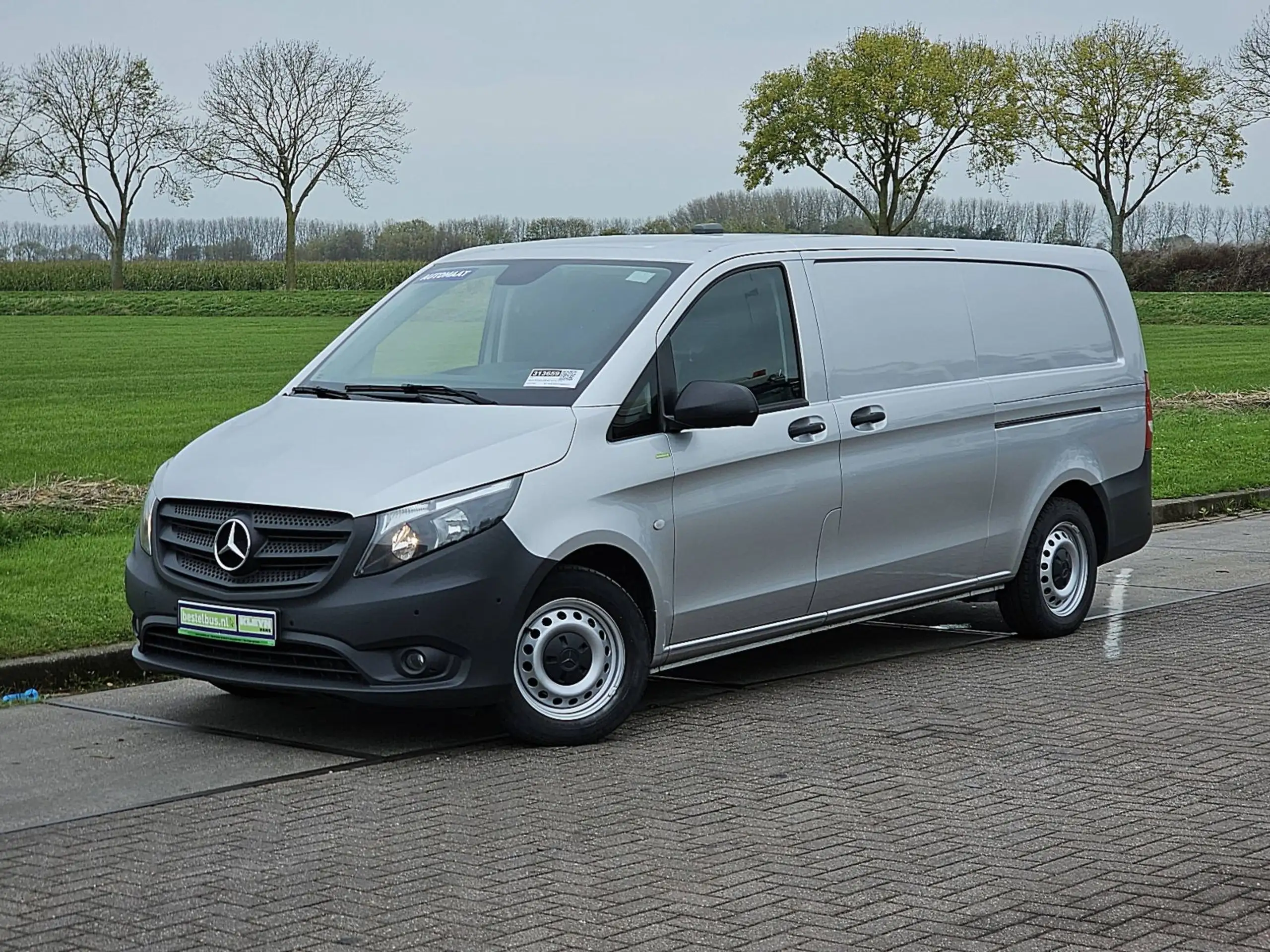 Mercedes-Benz - Vito