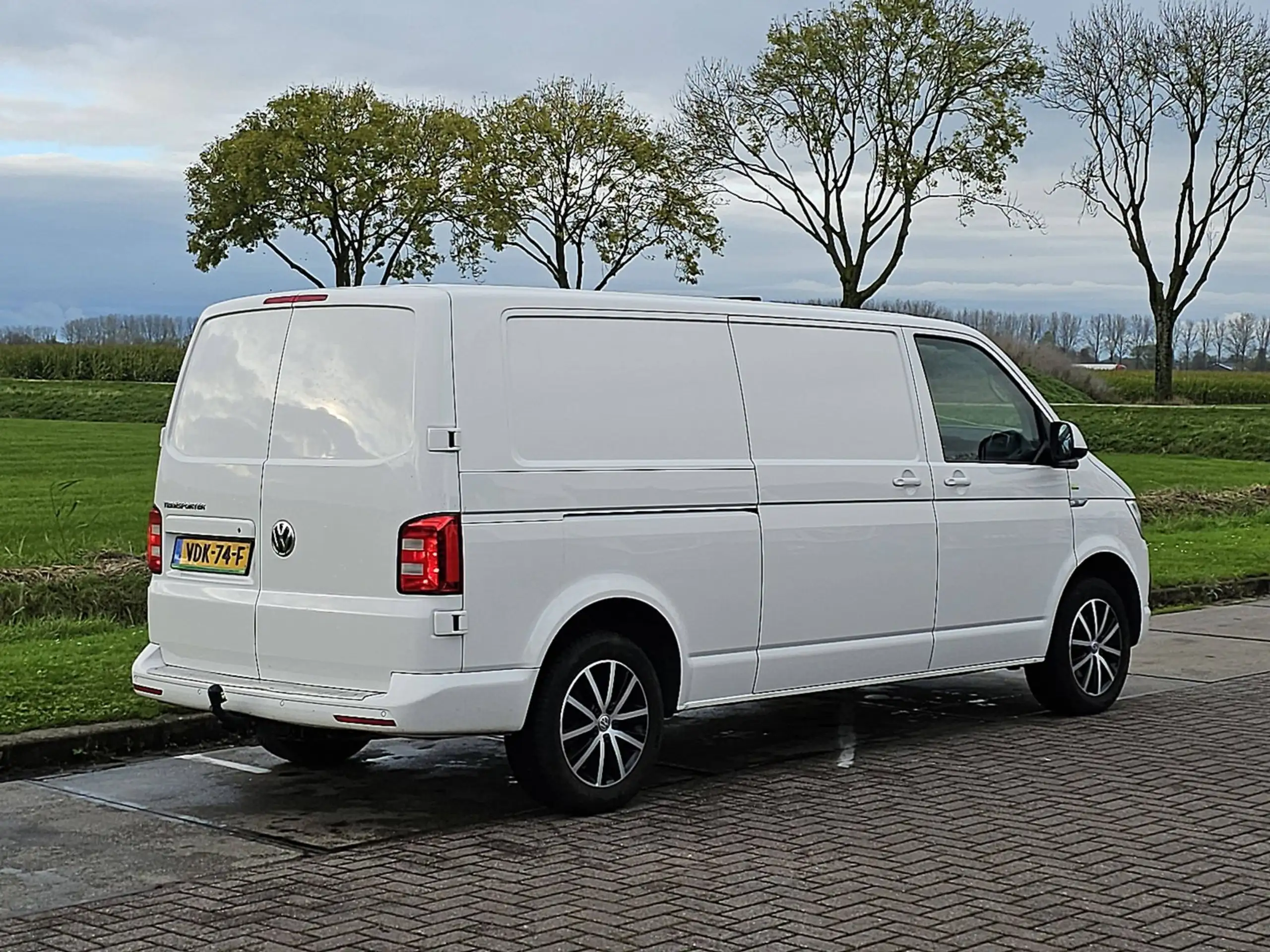 Volkswagen - Transporter