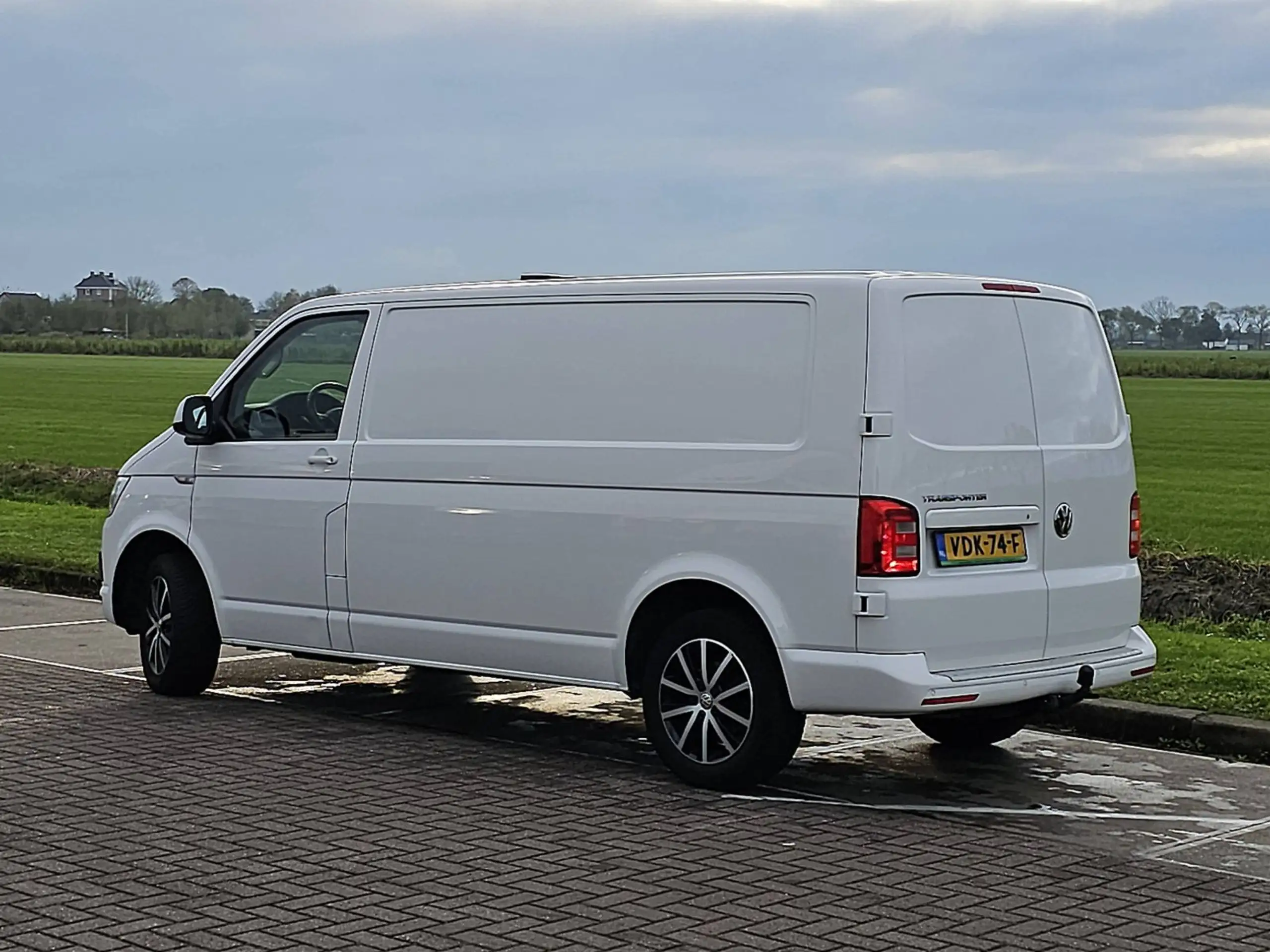 Volkswagen - Transporter