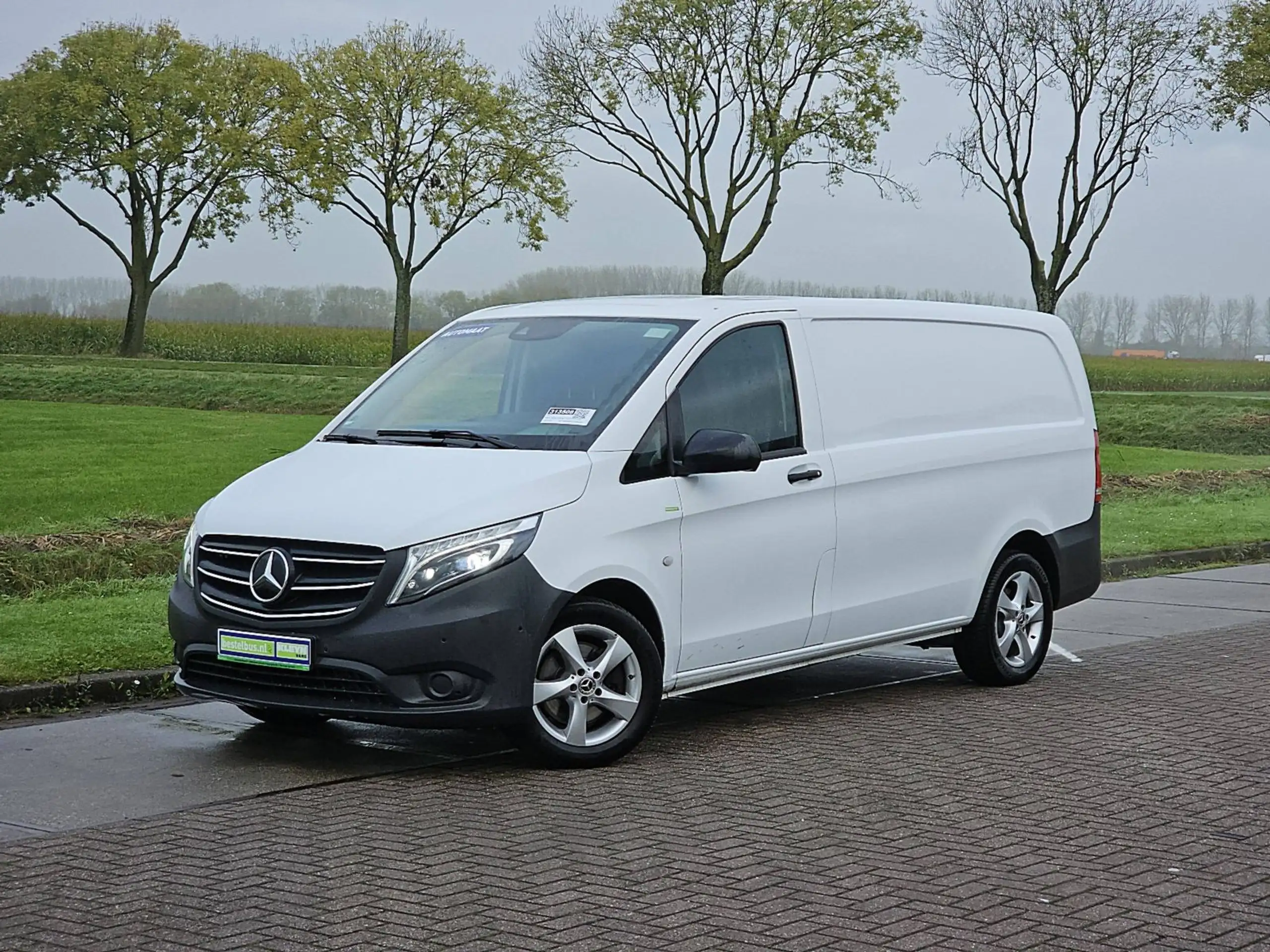 Mercedes-Benz - Vito