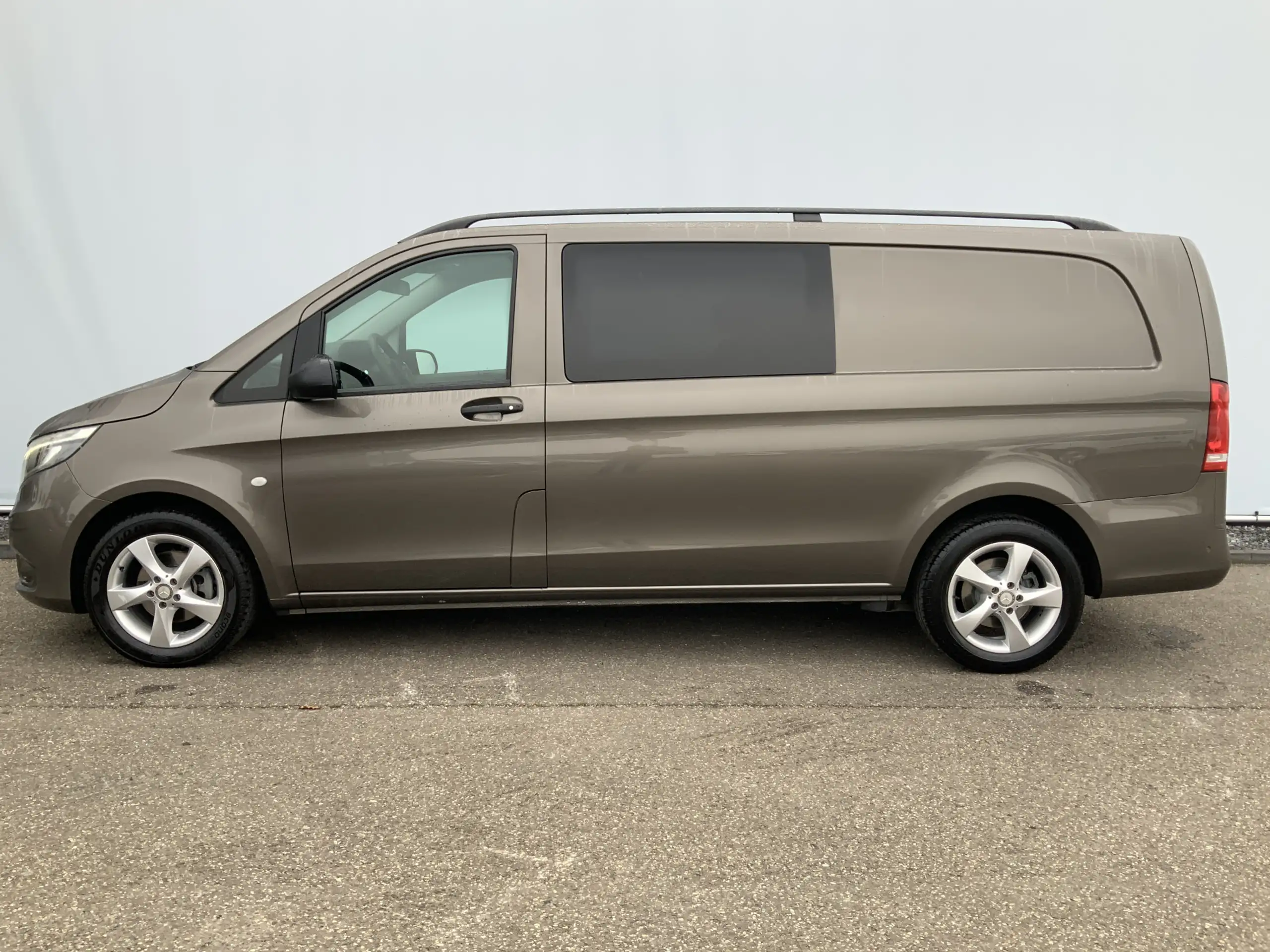 Mercedes-Benz - Vito