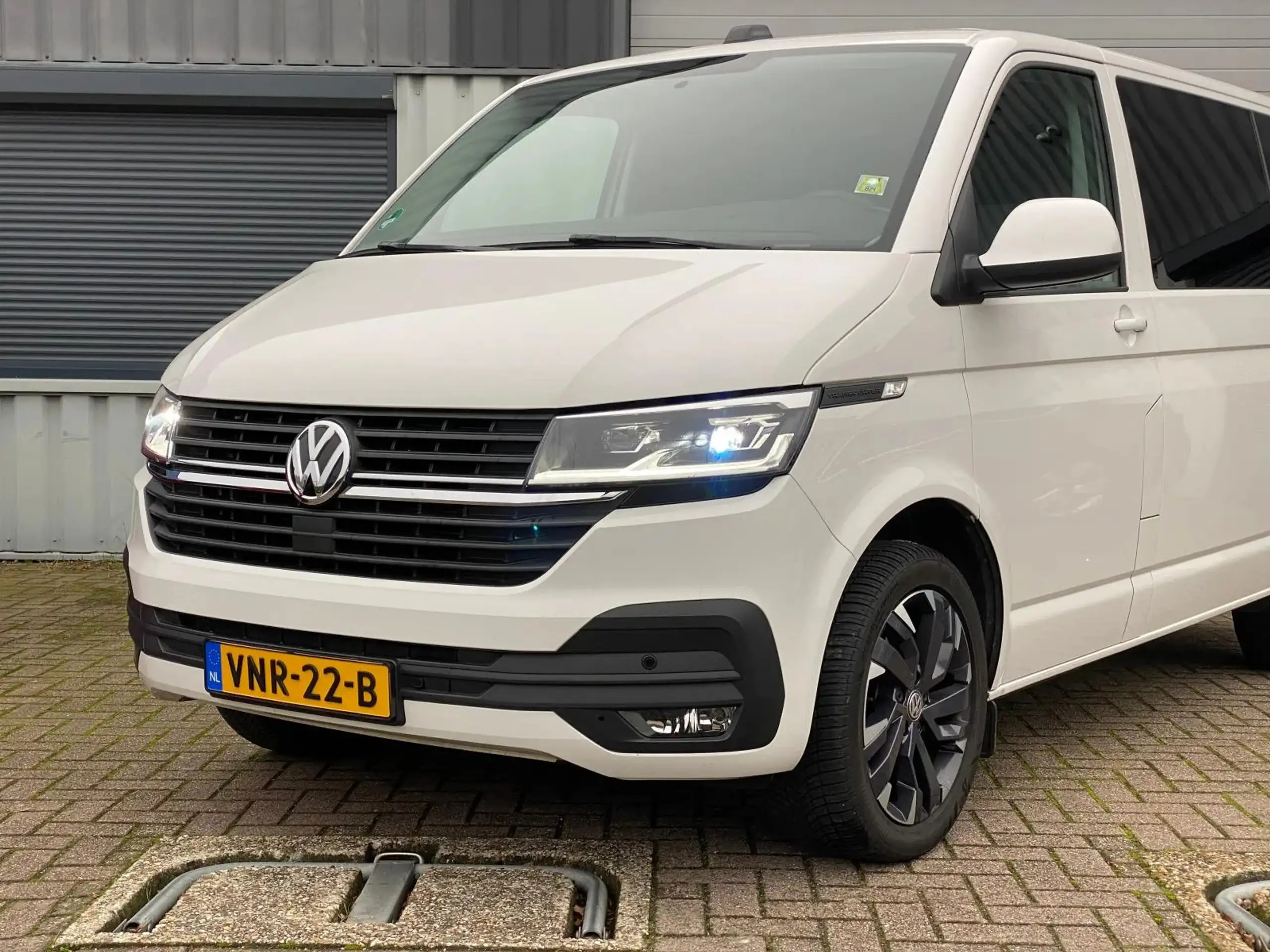 Volkswagen - Transporter