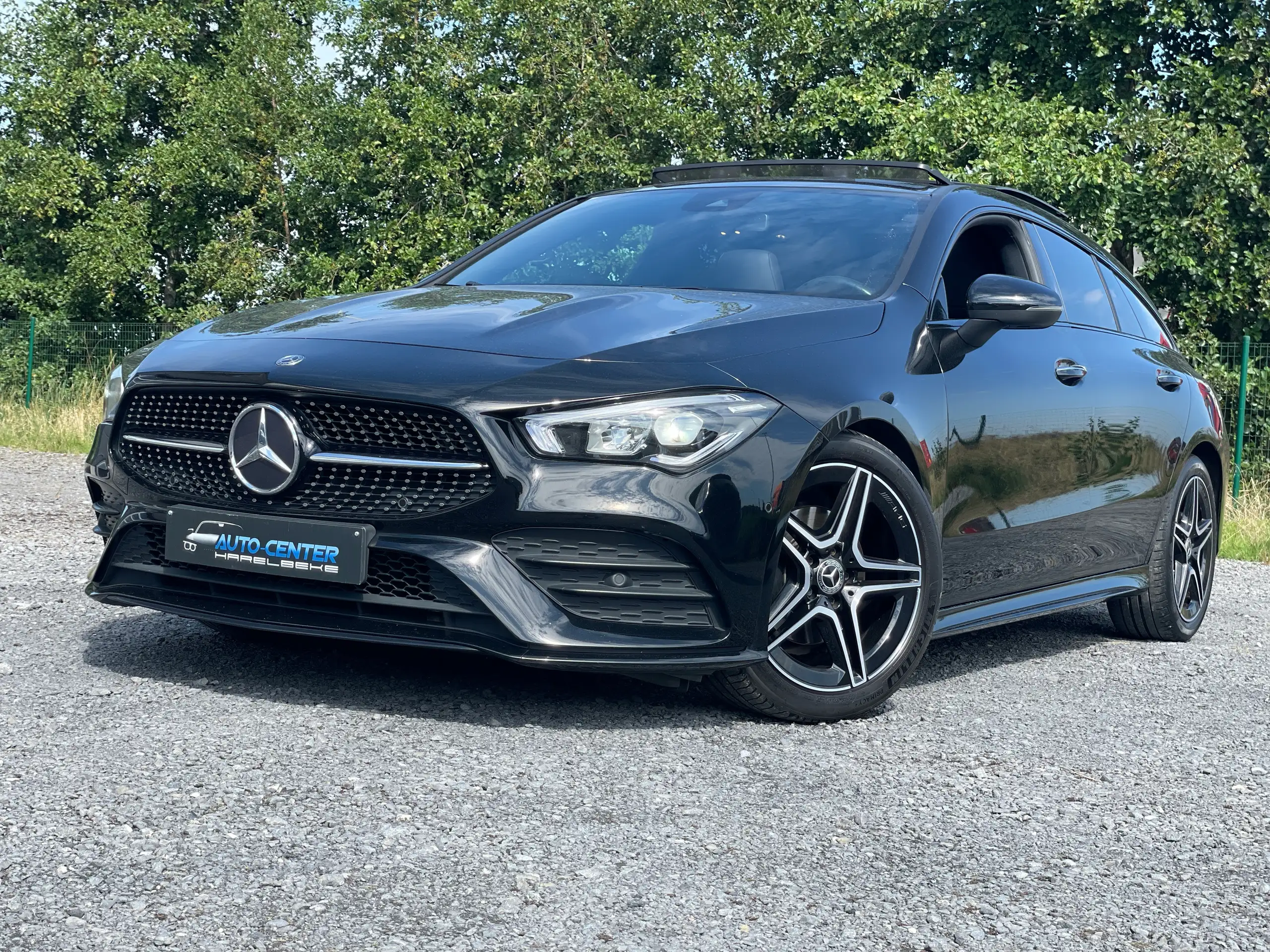 Mercedes-Benz - CLA 180