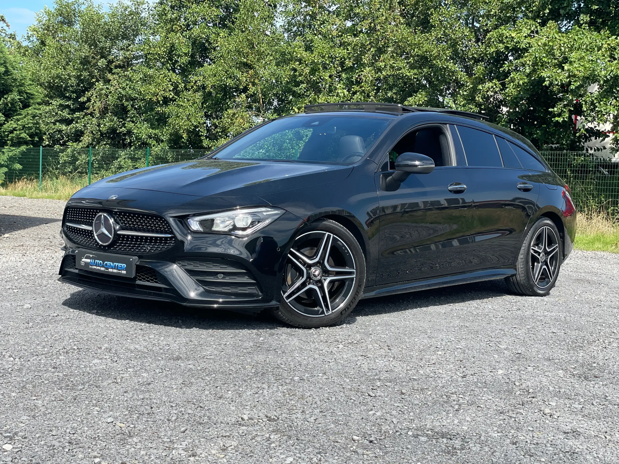 Mercedes-Benz - CLA 180