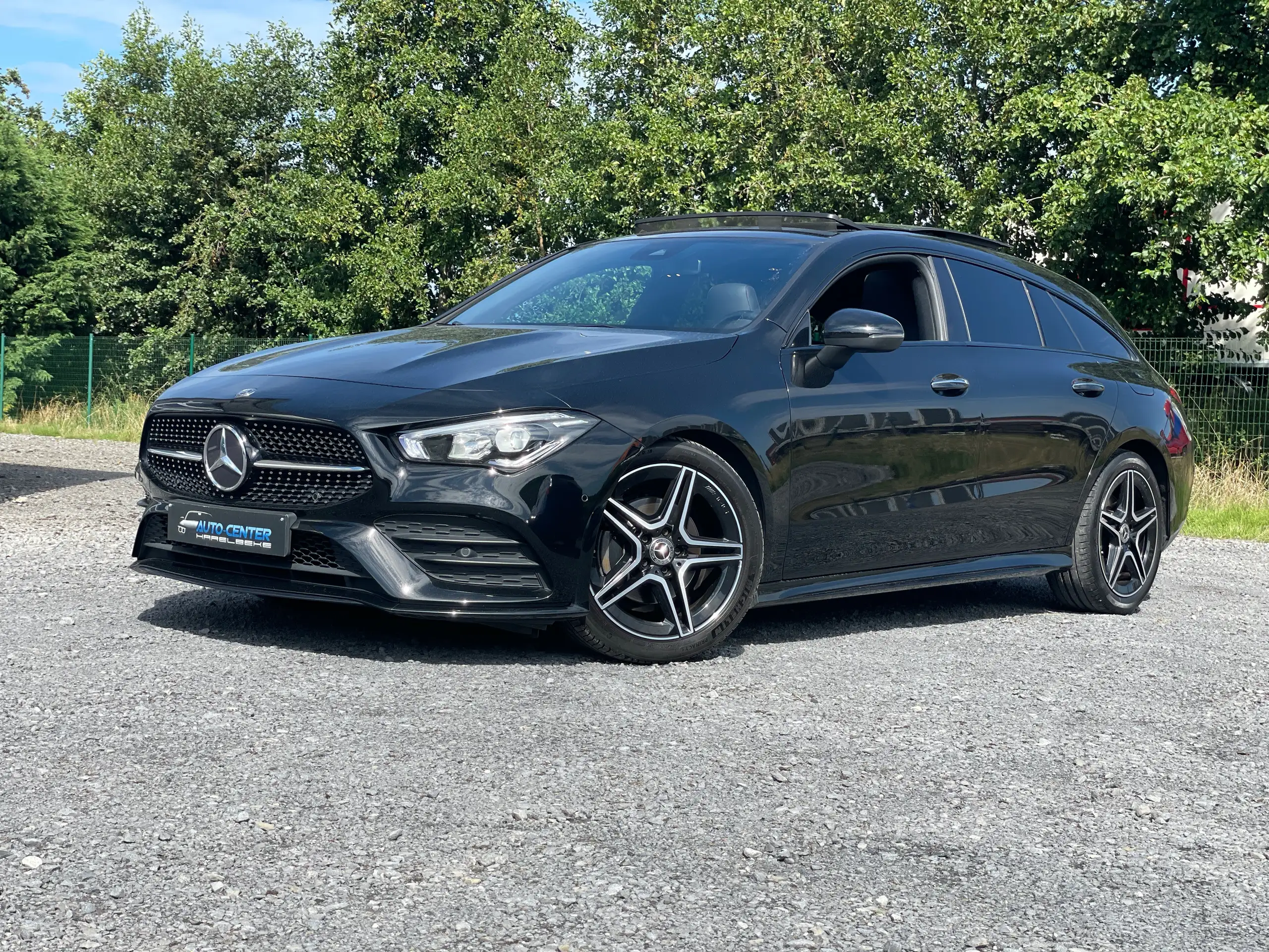 Mercedes-Benz - CLA 180