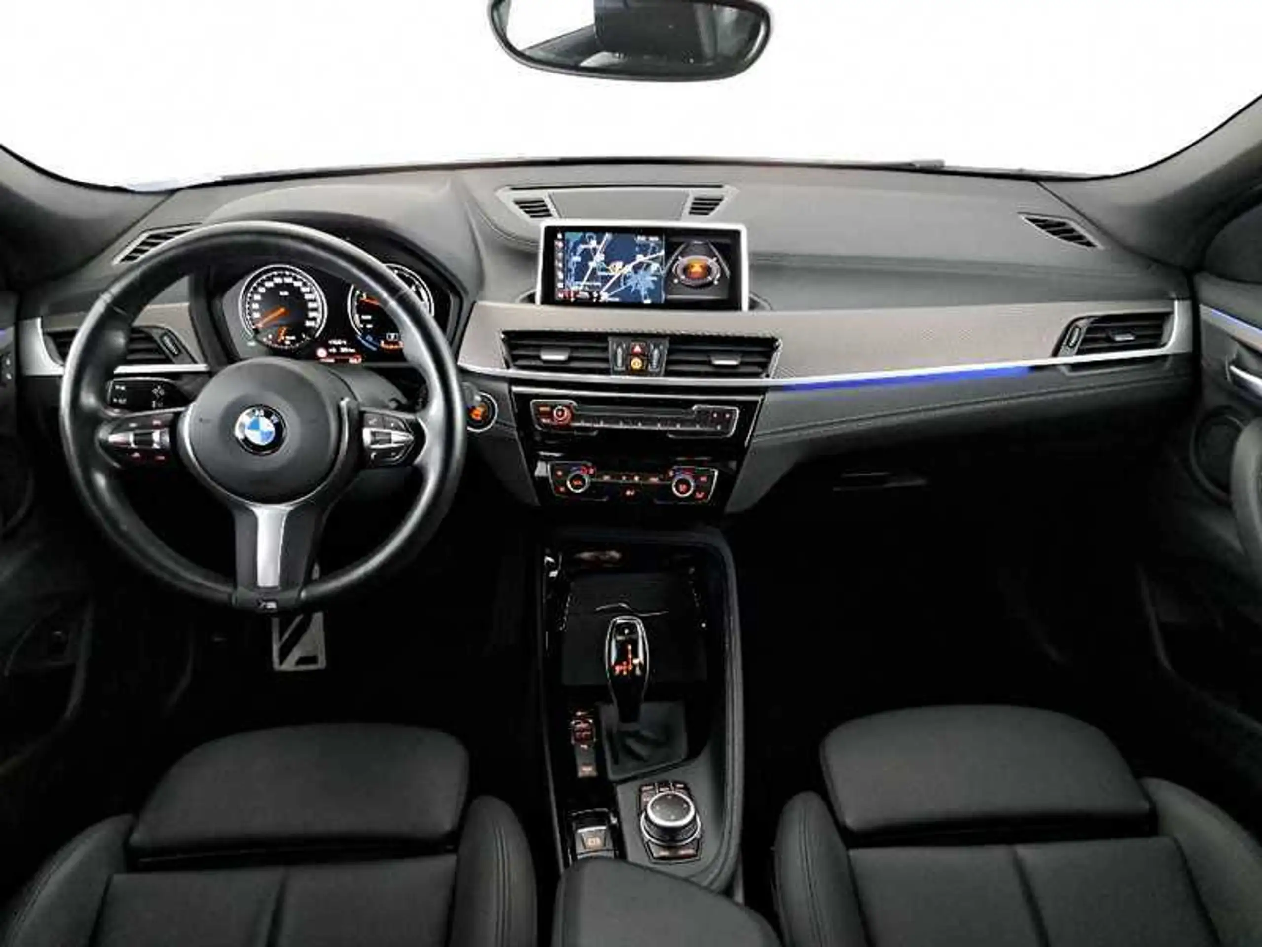 BMW - X2