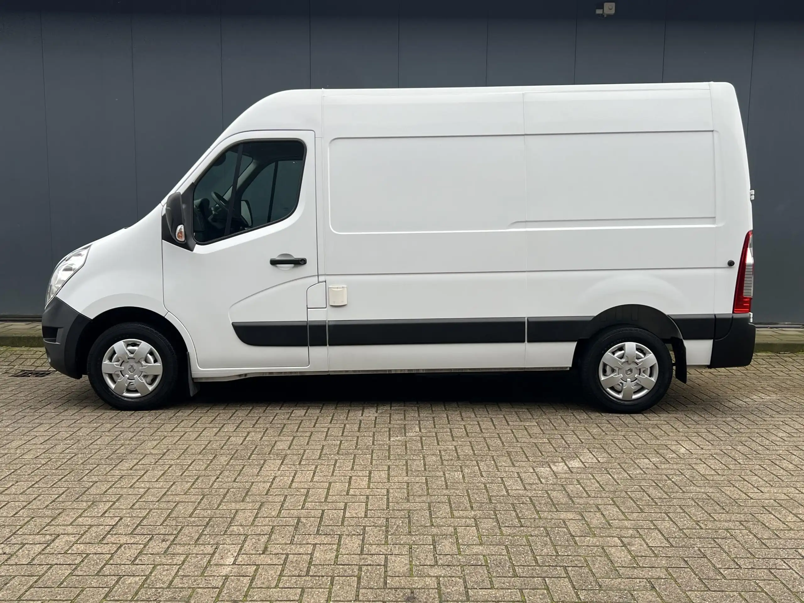 Renault - Master