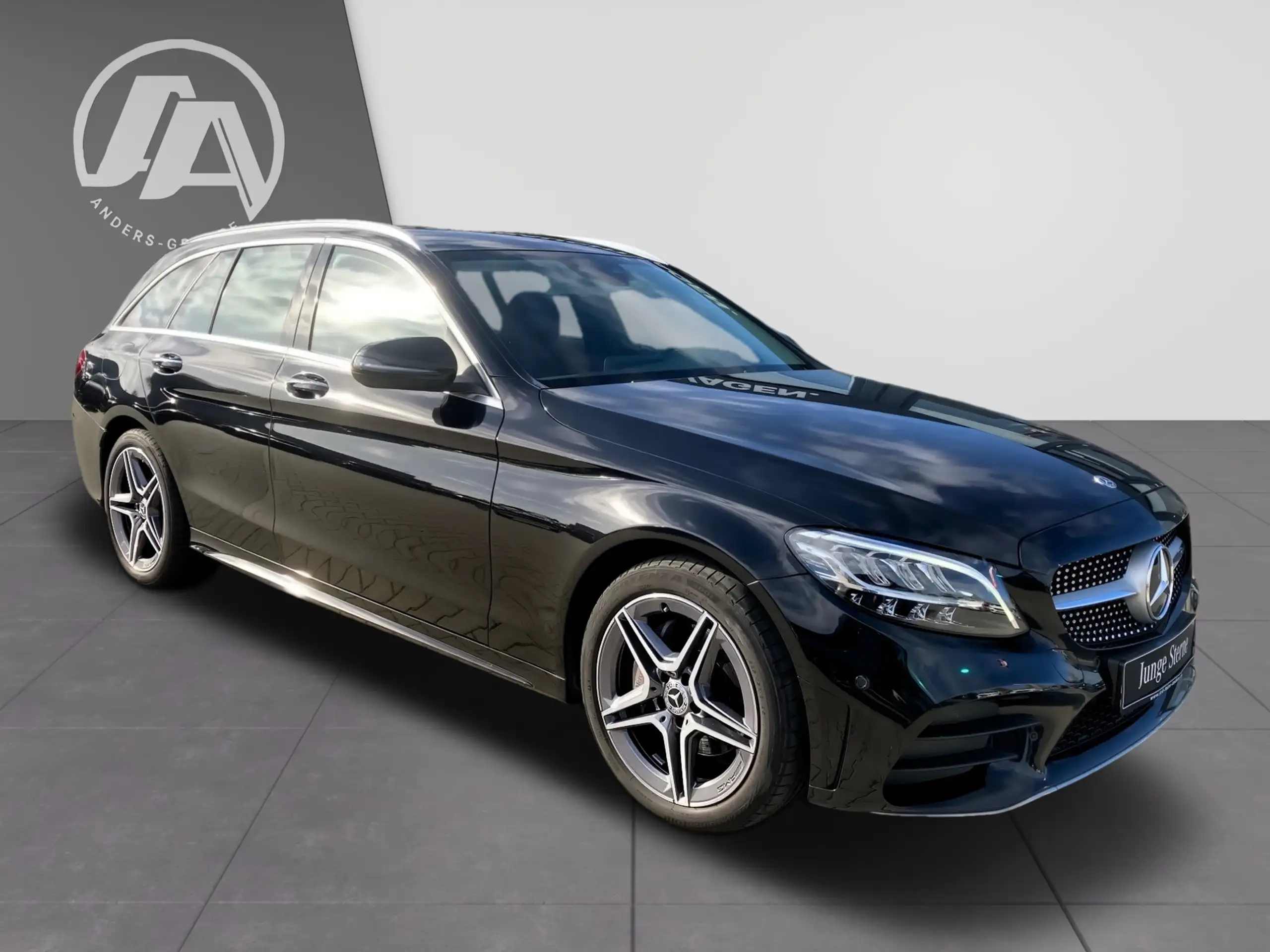 Mercedes-Benz - C 220