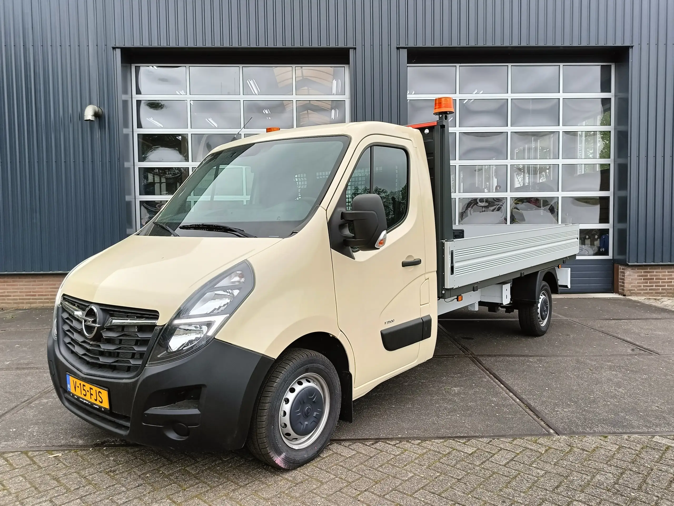 Opel Movano 2022