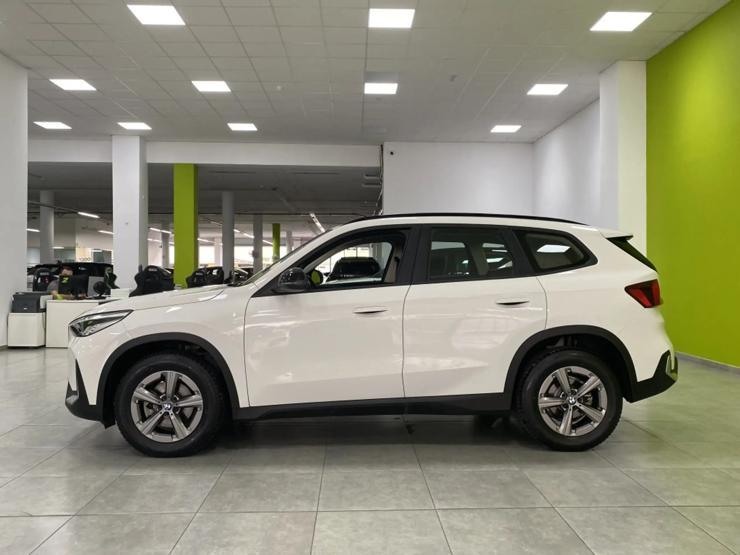 BMW - X1