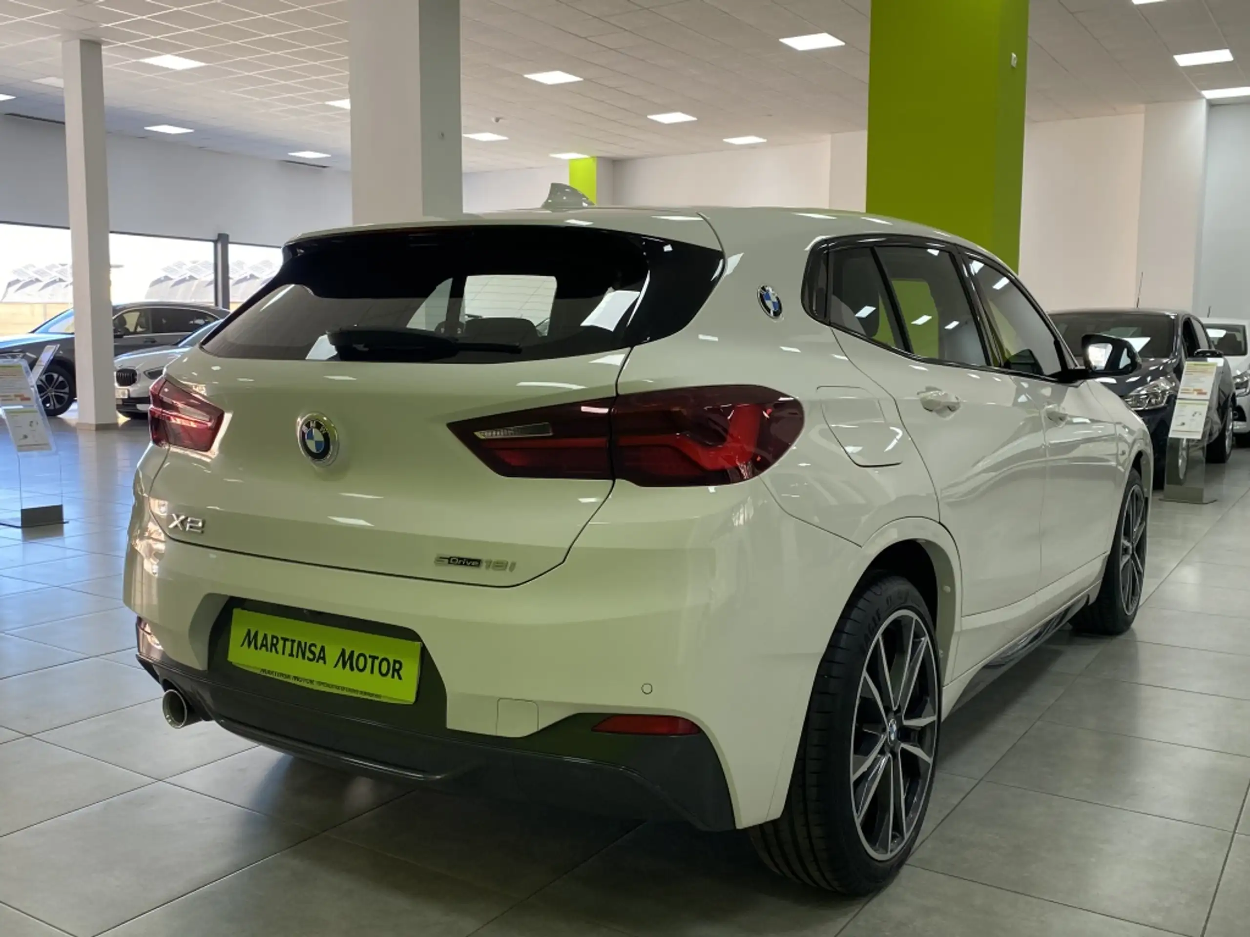 BMW - X2