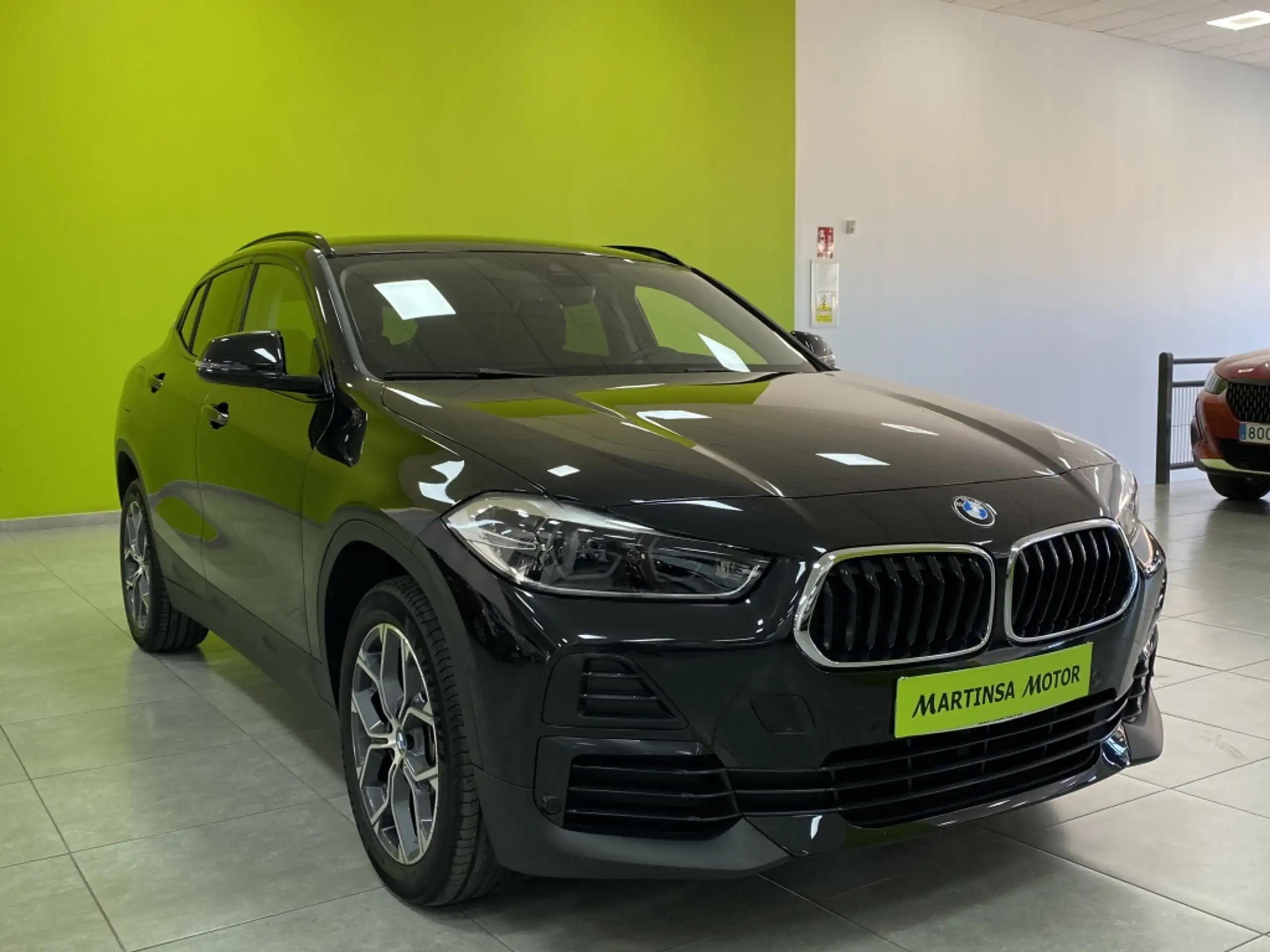 BMW - X2