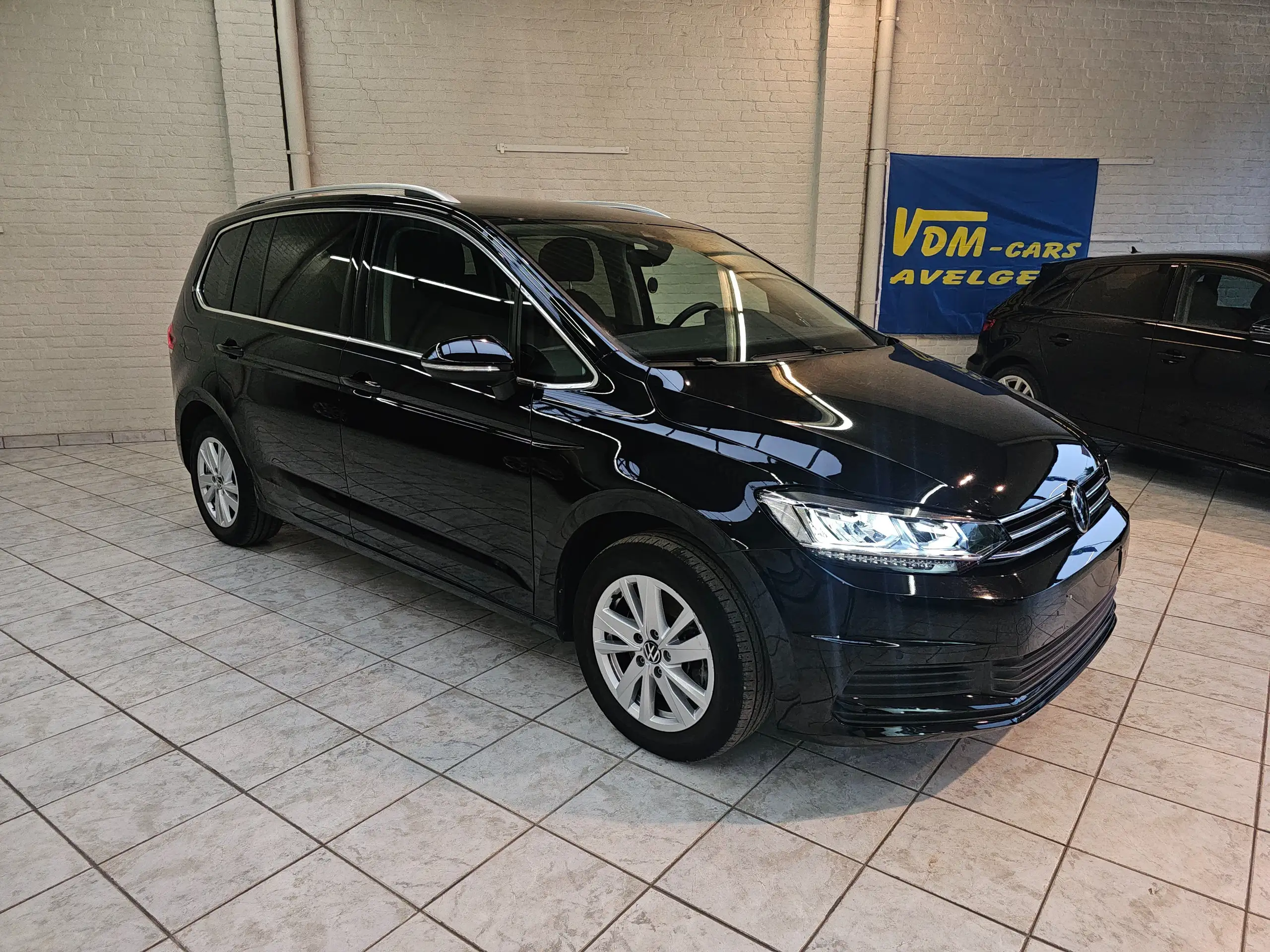 Volkswagen - Touran