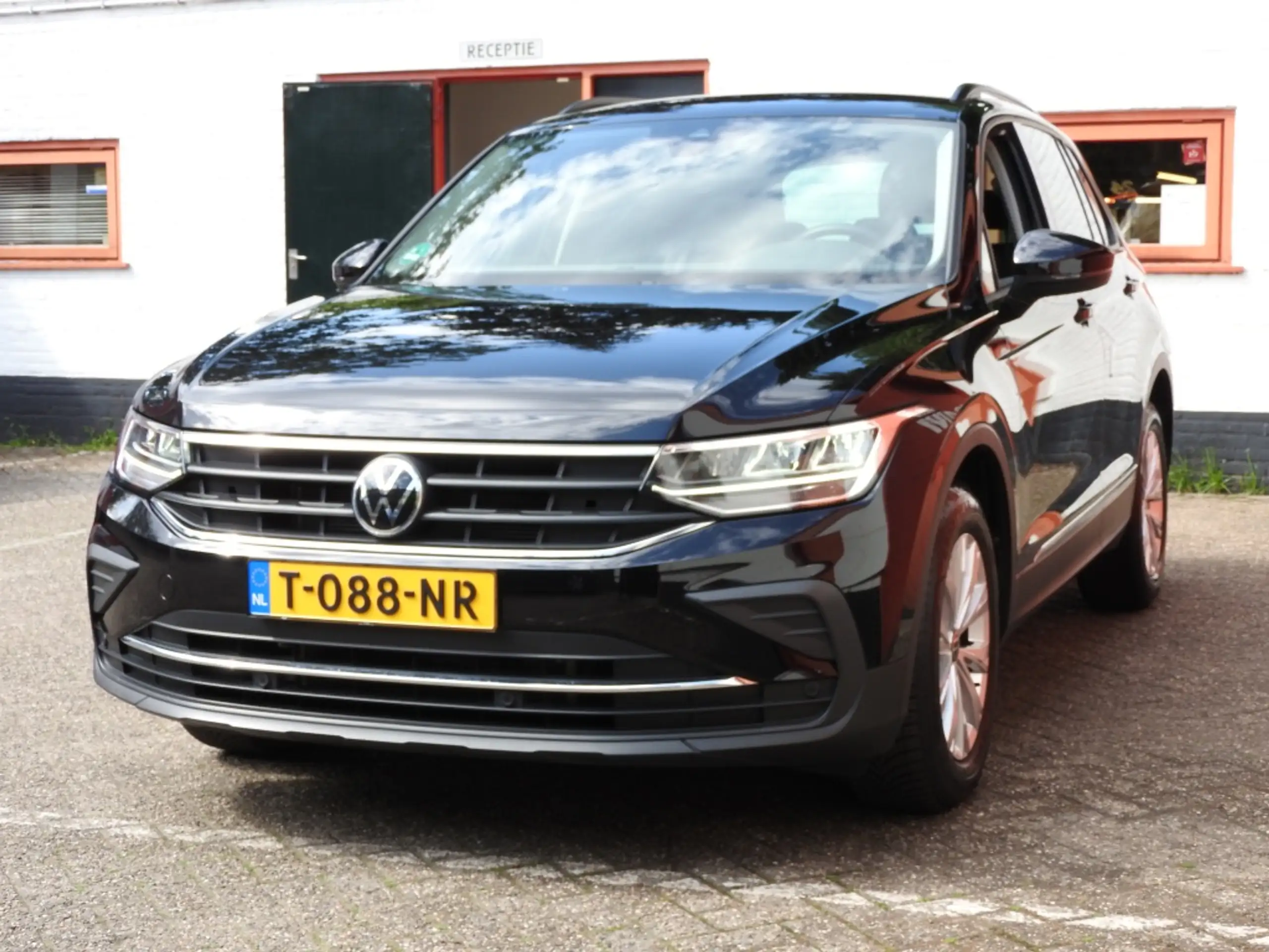 Volkswagen - Tiguan