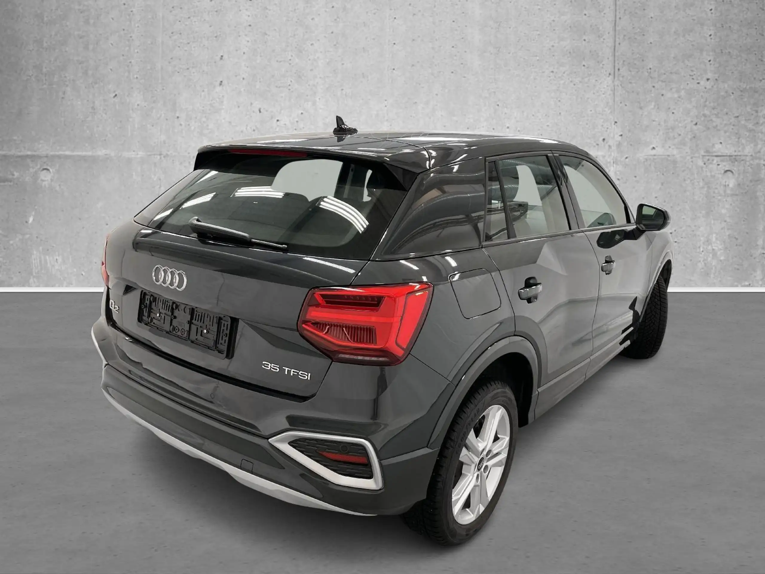 Audi - Q2