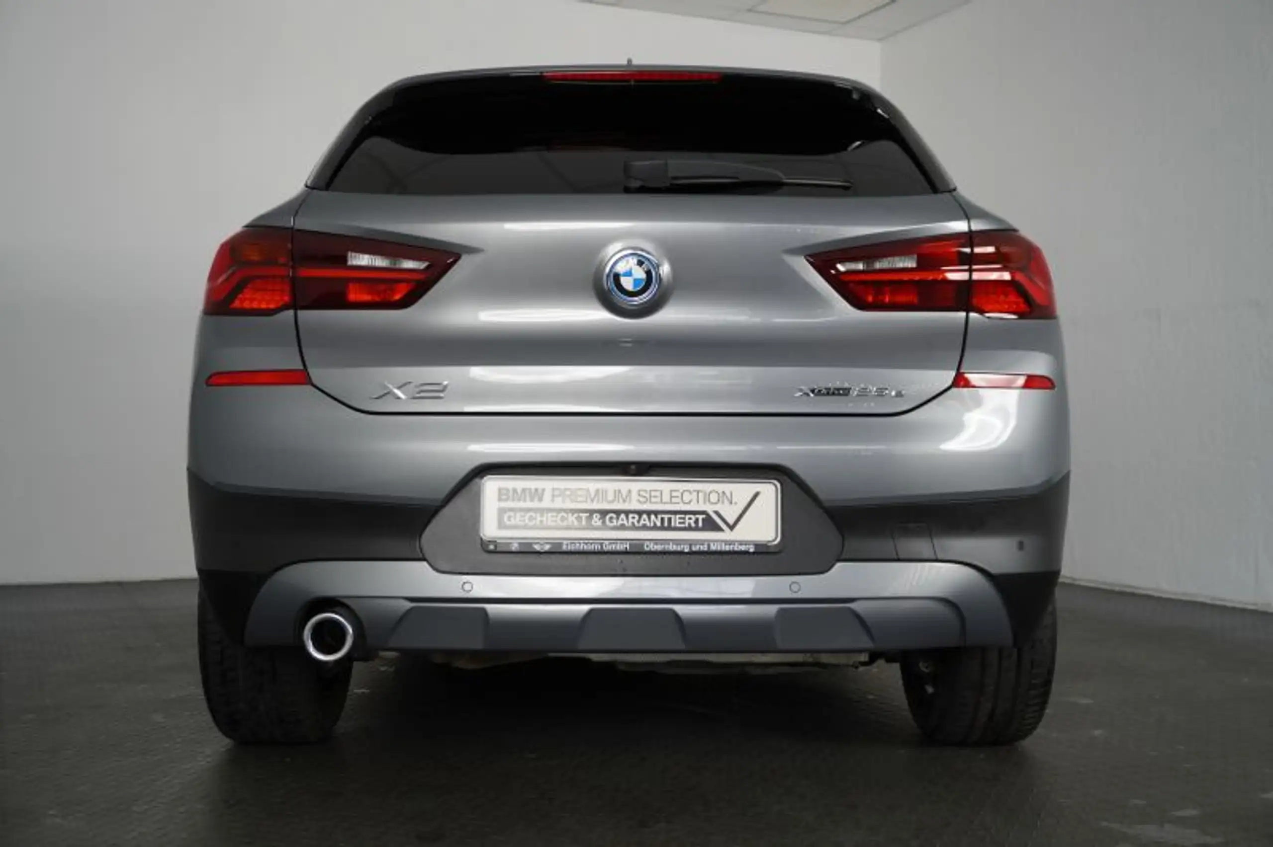 BMW - X2