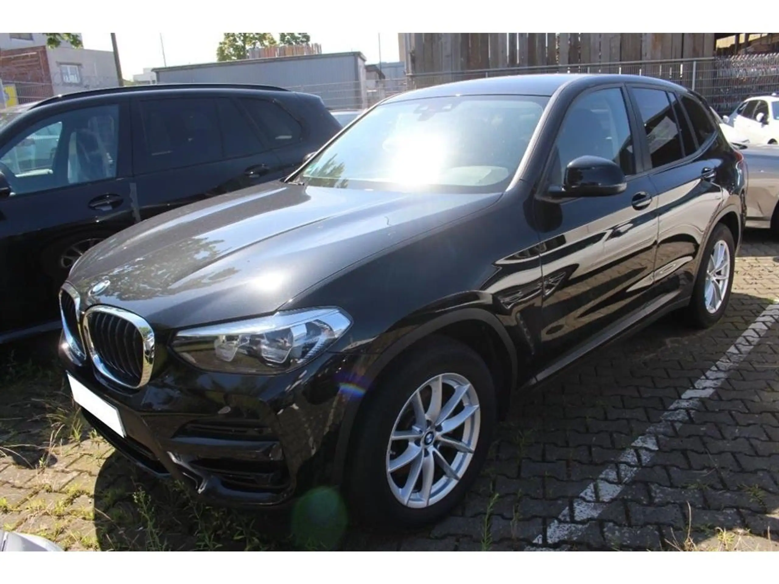 BMW - X3