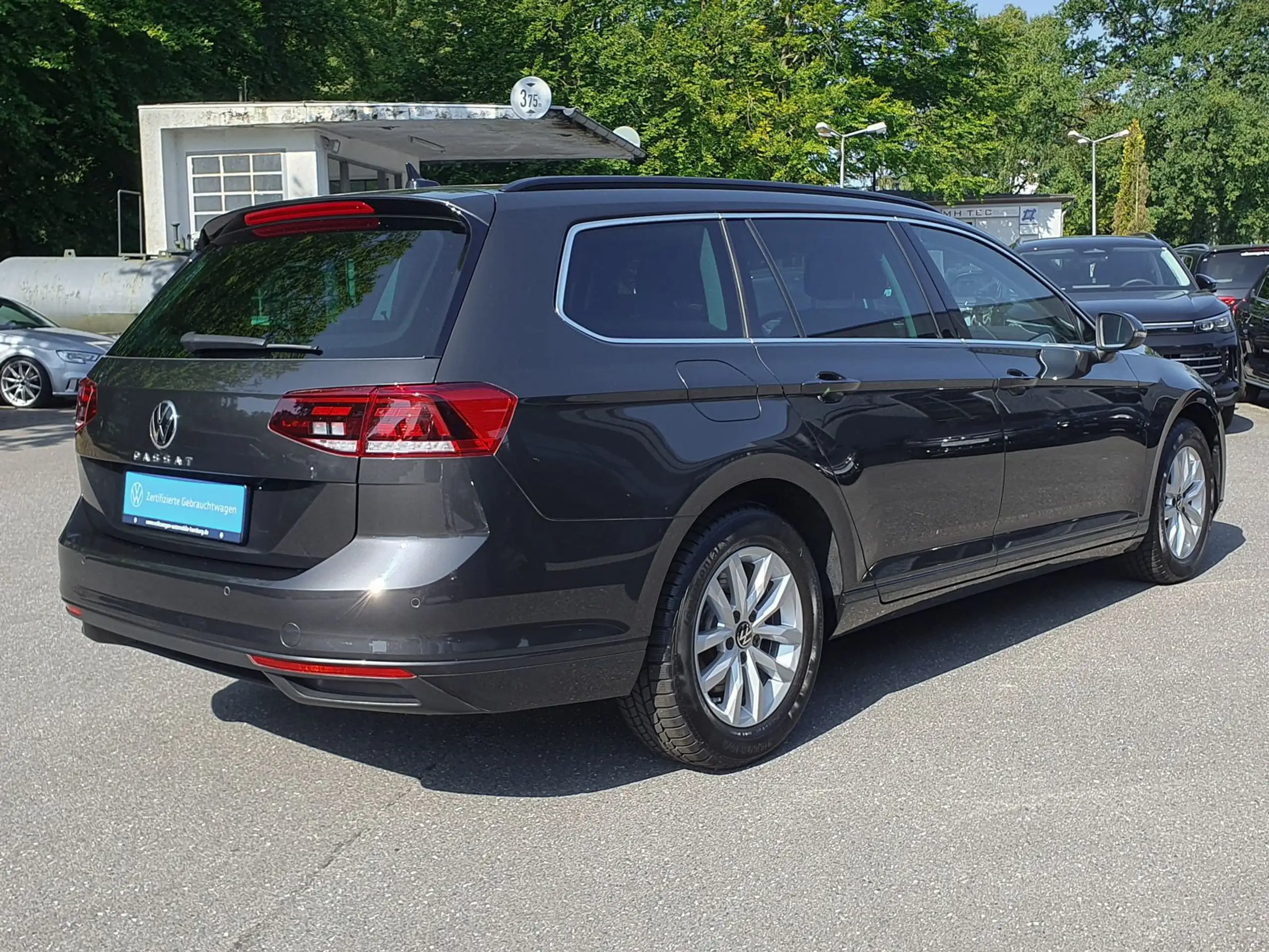 Volkswagen - Passat Variant