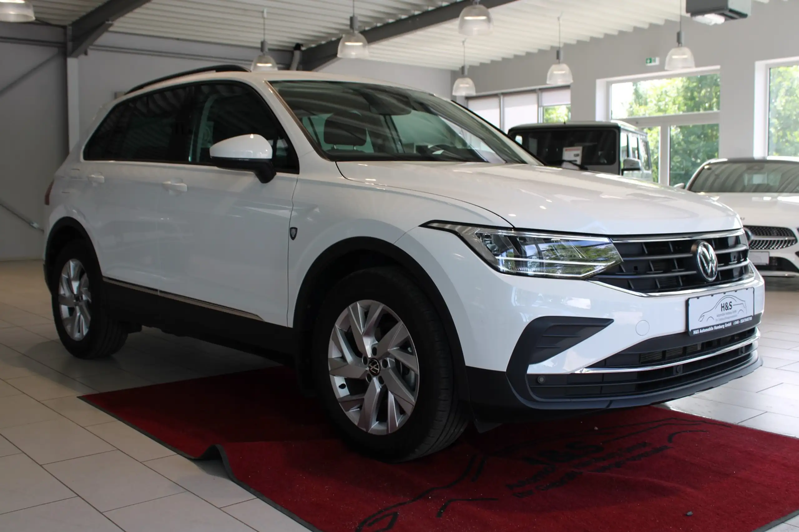 Volkswagen - Tiguan