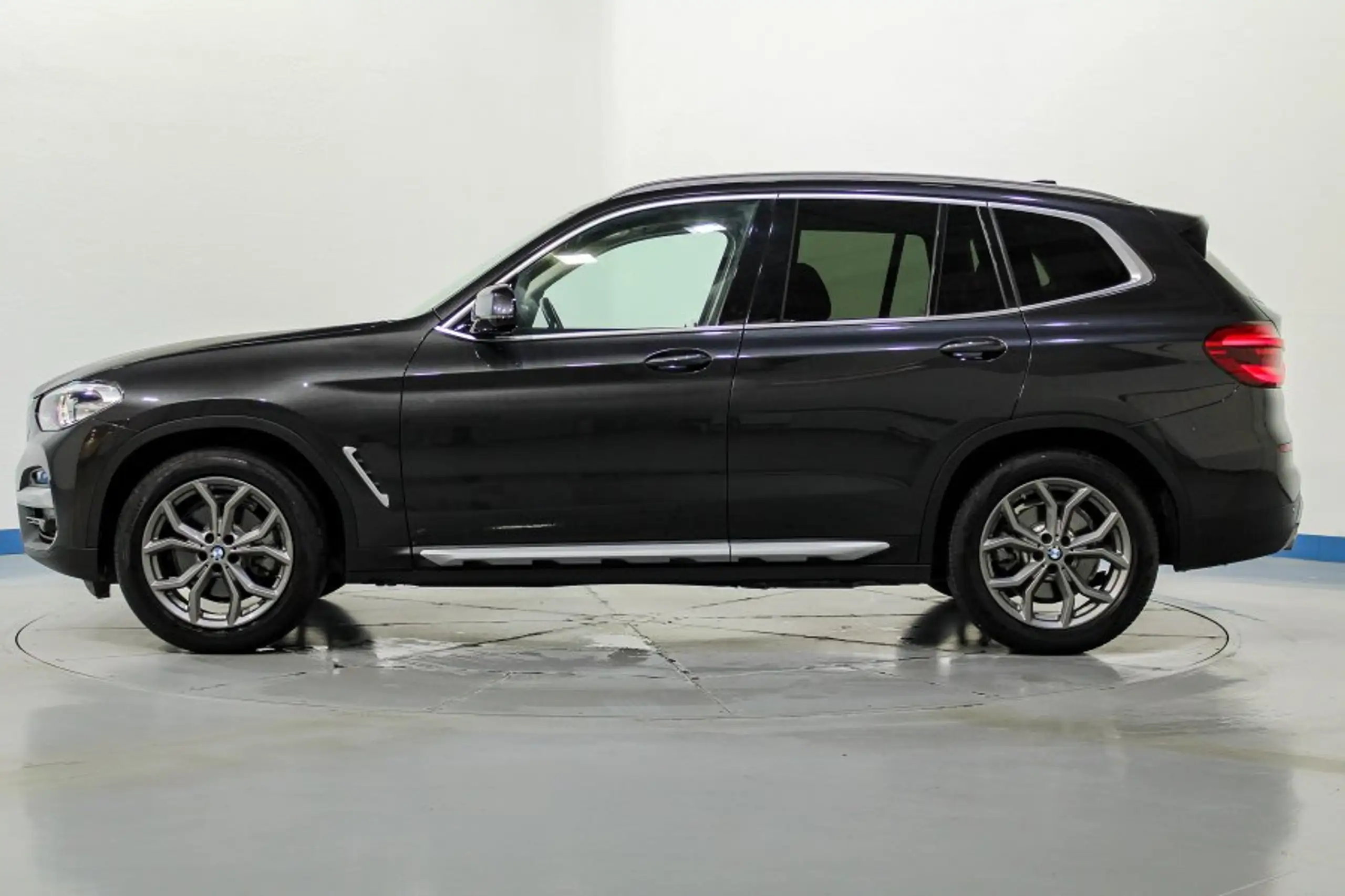 BMW - X3